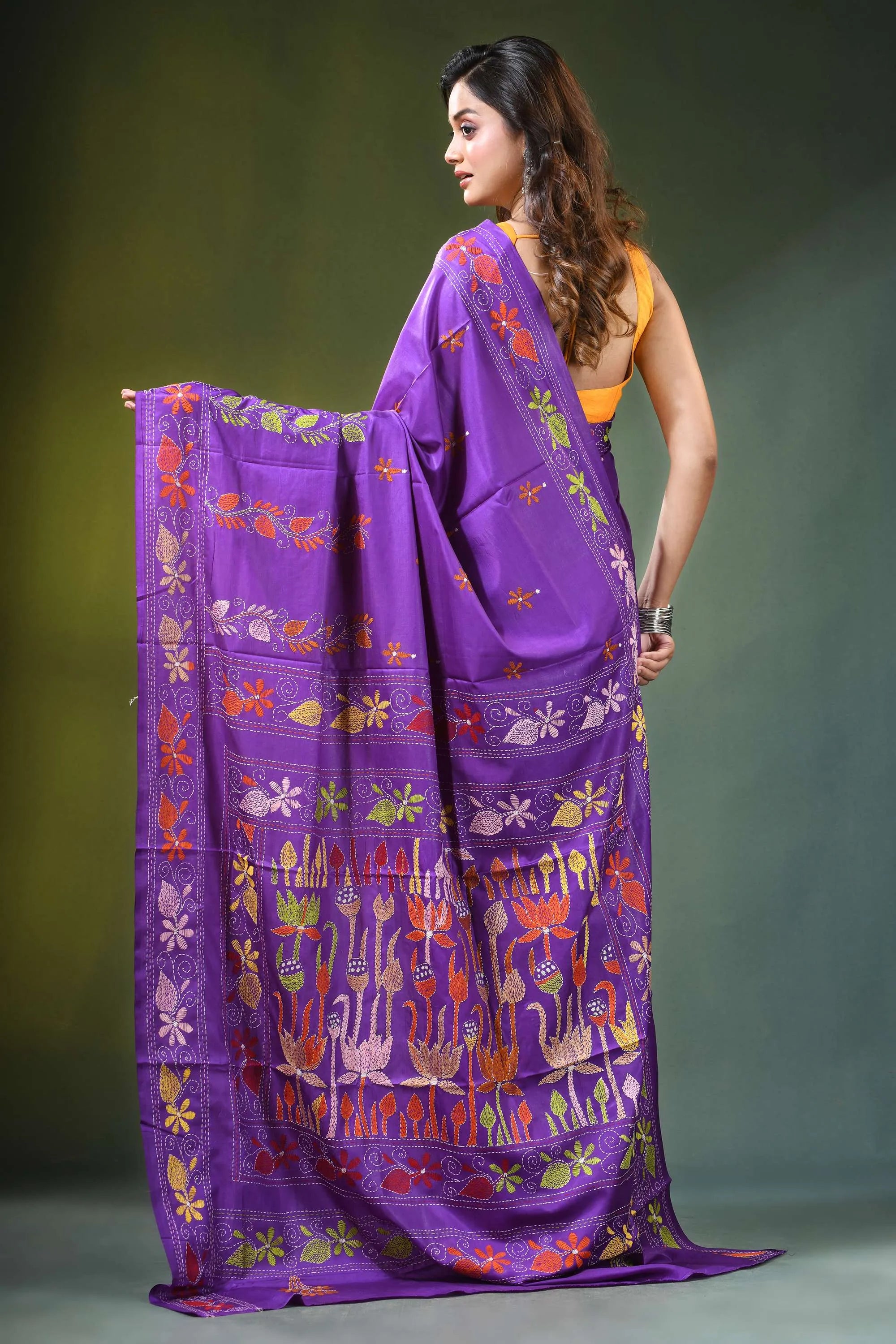 Handcrafted purple silk kantha saree with floral lotus pattern vibrant adorned intricate 5