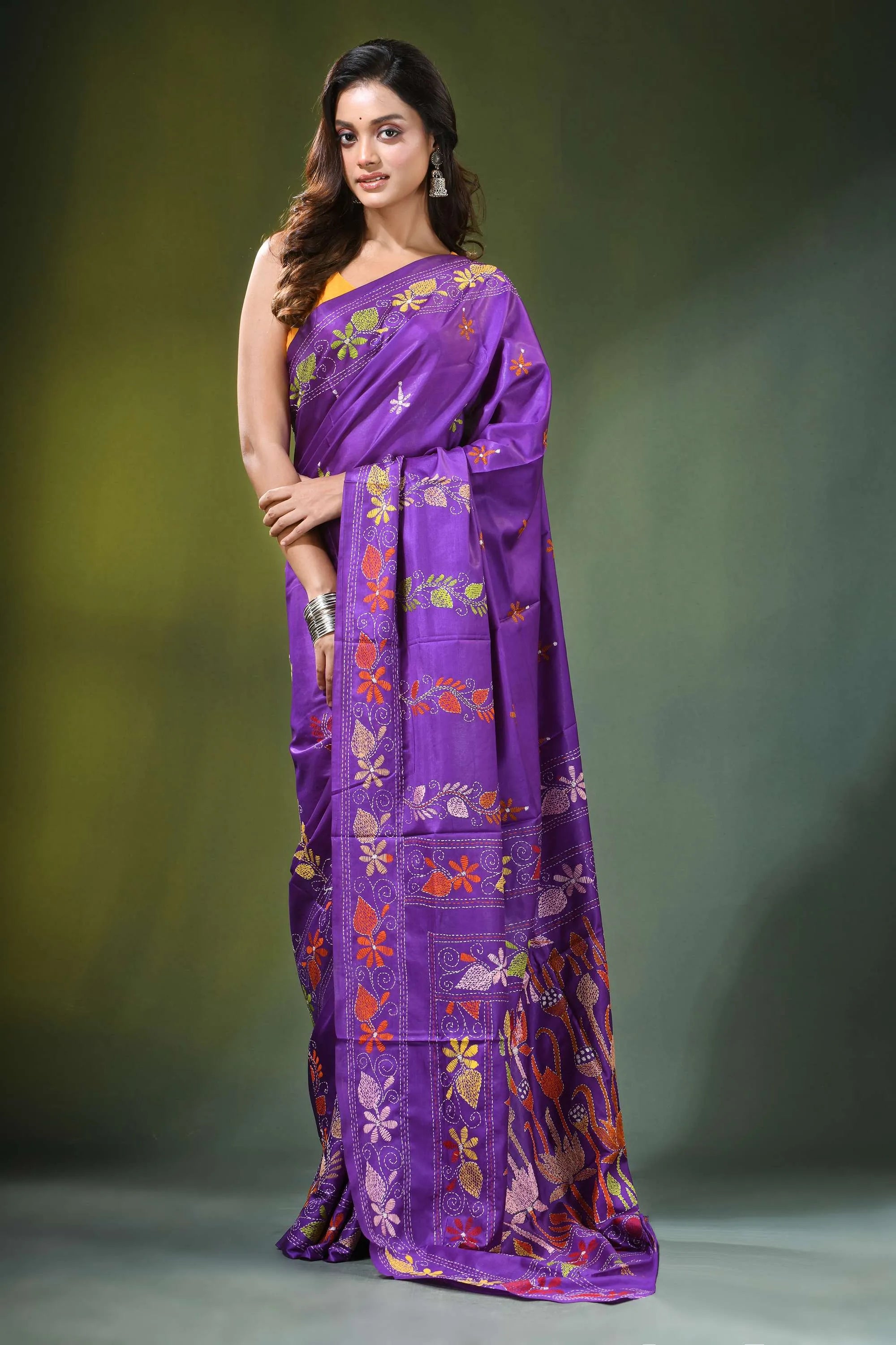 Handcrafted purple silk kantha saree with floral lotus pattern vibrant adorned intricate 4