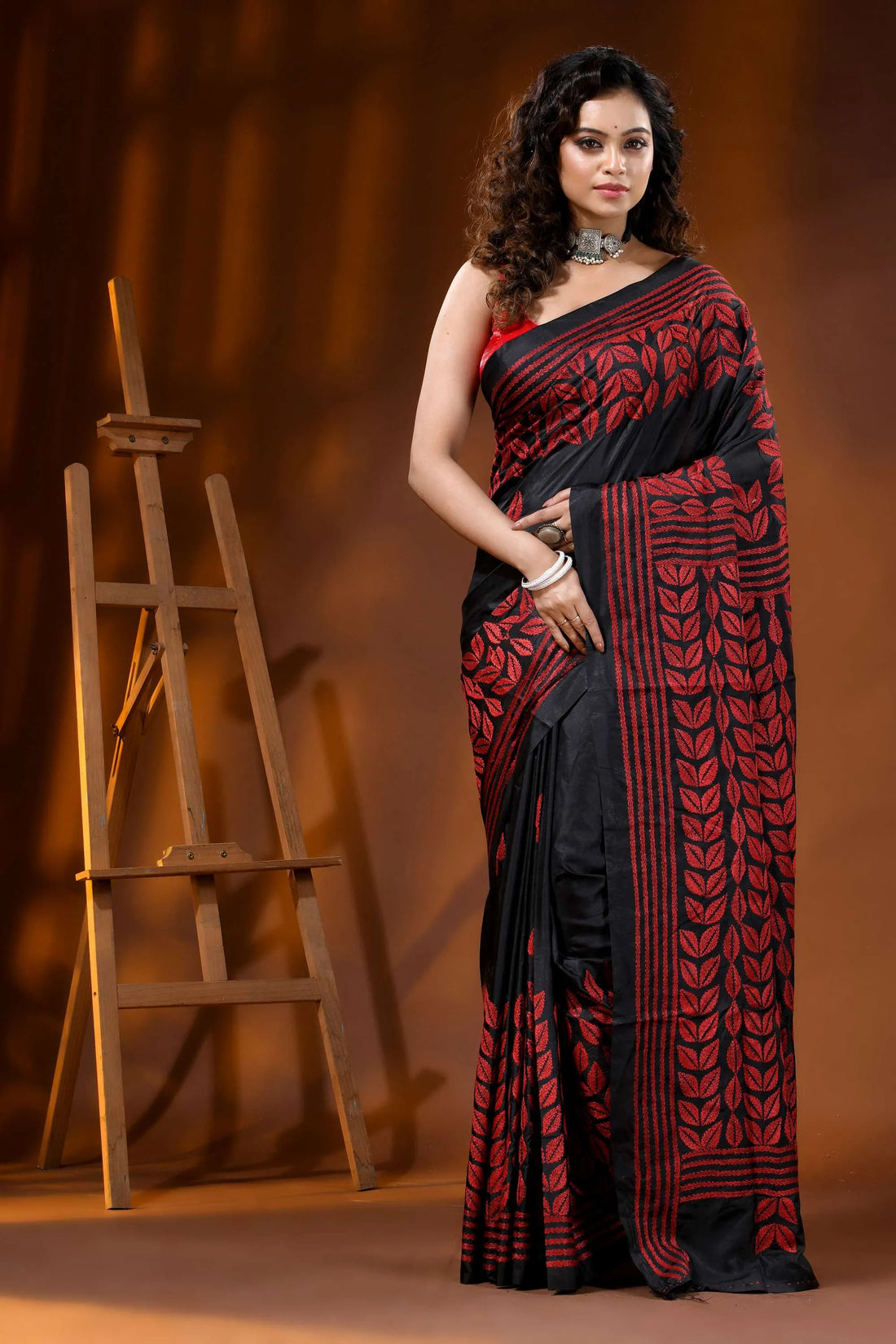 Handcrafted red leaf motif silk kantha work saree in black 1