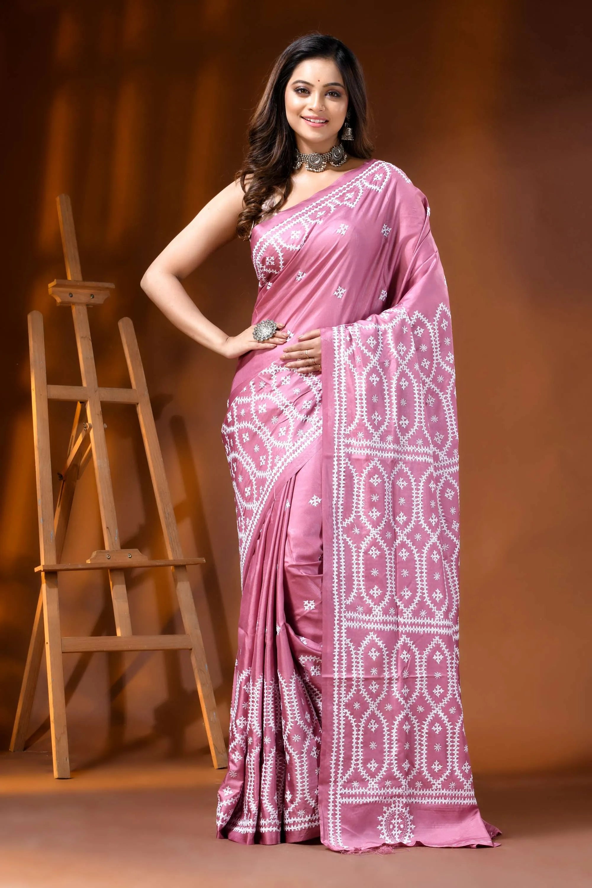 Handcrafted rose pink silk kutch embroidery saree with ethnic motif 1