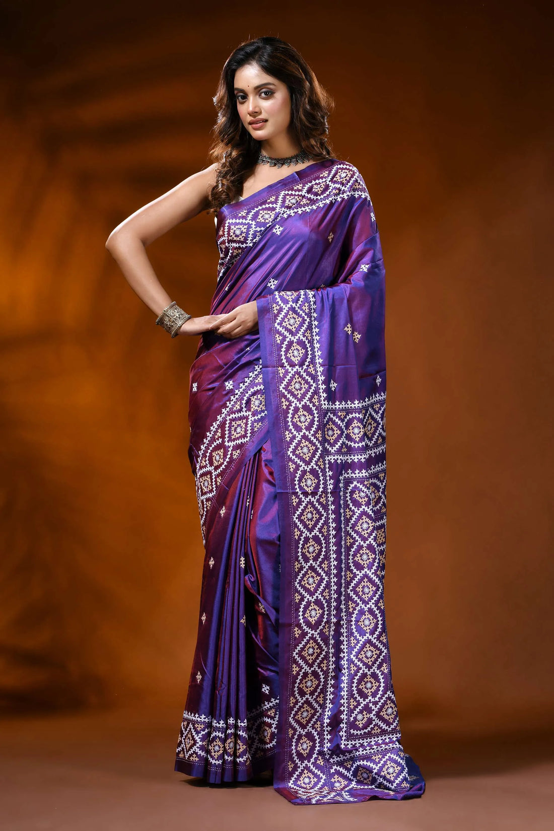 Handcrafted royal purple gujarati stitch saree in silk - ethnic design 1