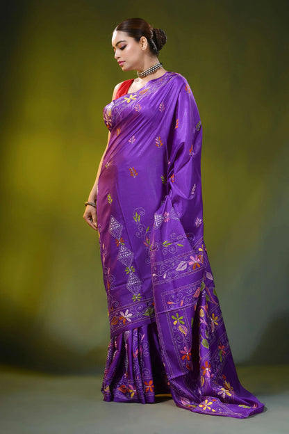 Handcrafted violet kantha stitch saree - hibiscus floral design 4