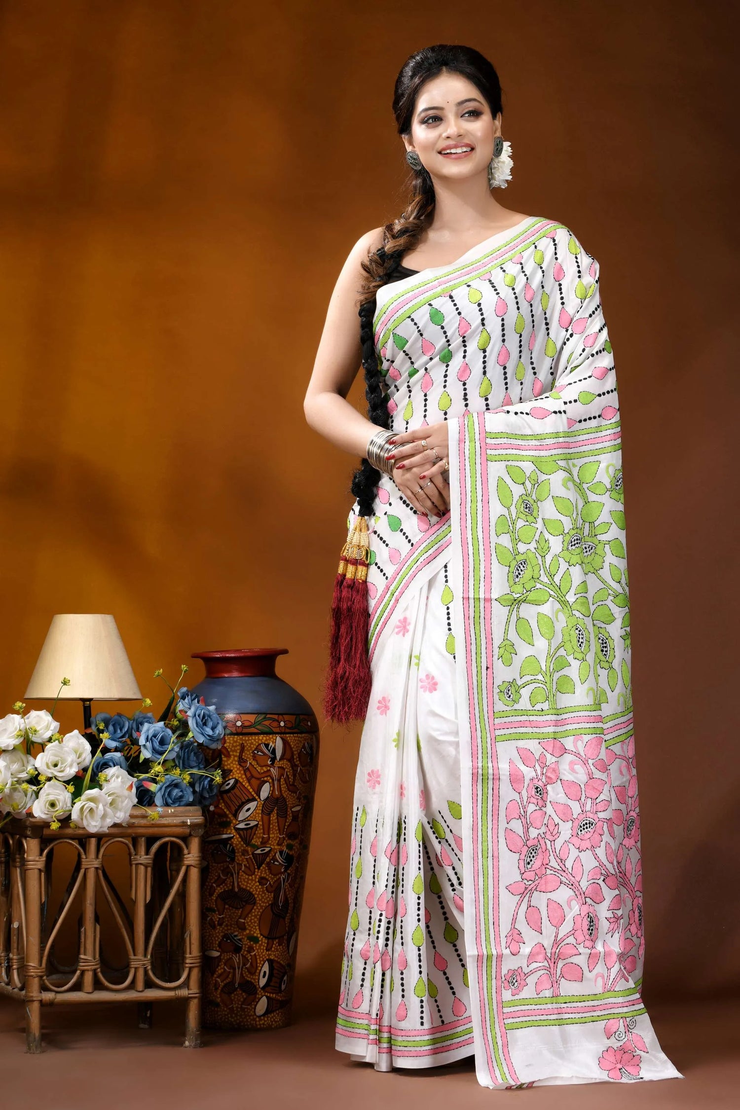 Handcrafted white silk kantha work saree with multithread floral design white saree adorned vibrant pink 6