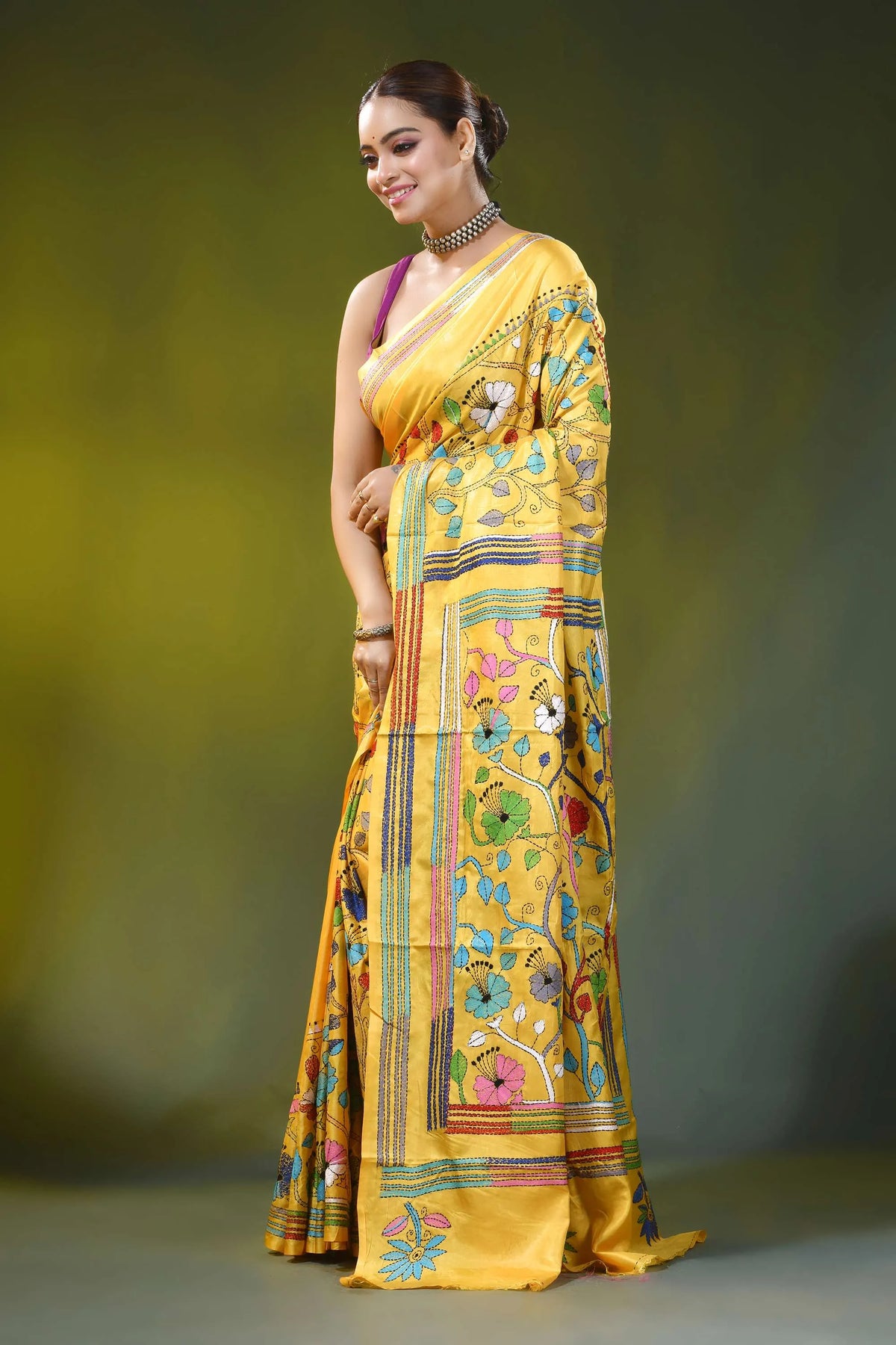 Handmade bright yellow silk kantha stitch saree - hibiscus floral motif 3