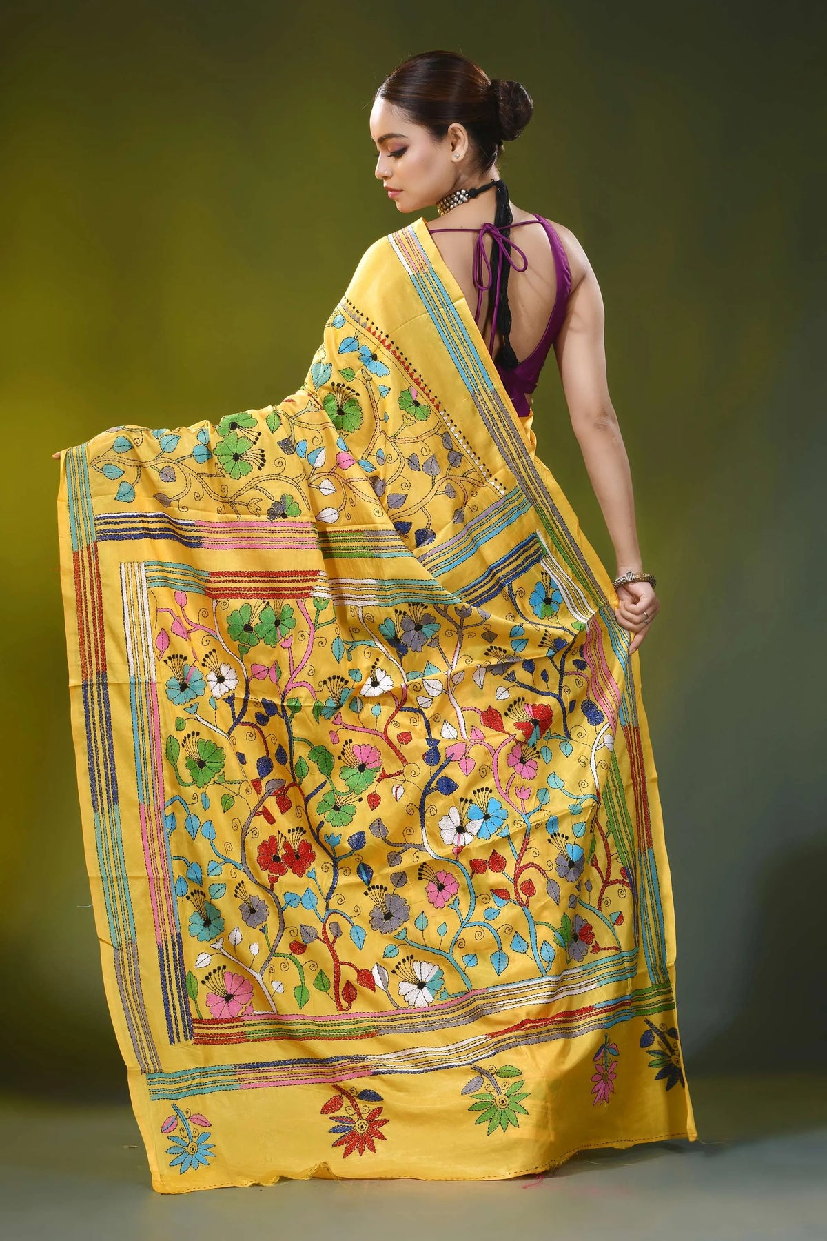 Handmade bright yellow silk kantha stitch saree - hibiscus floral motif 4