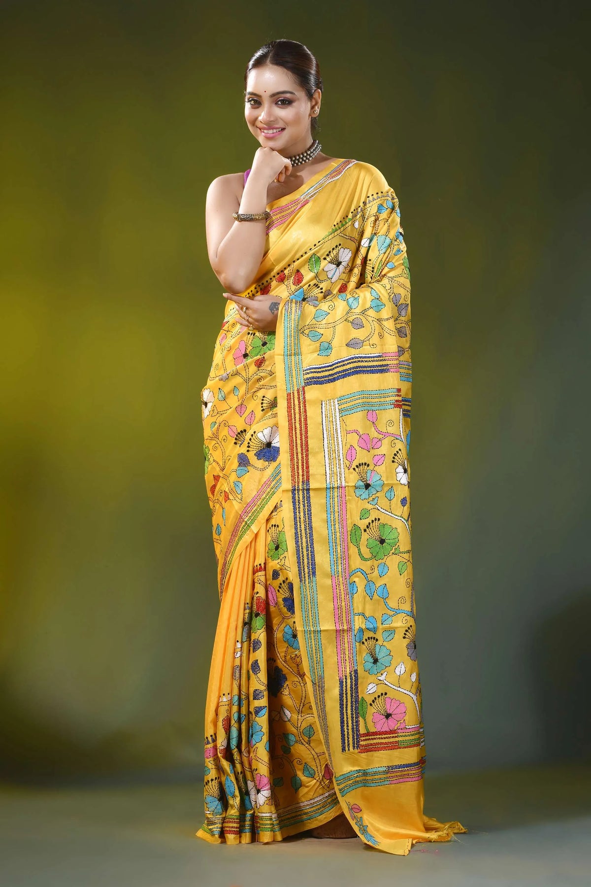 Handmade bright yellow silk kantha stitch saree - hibiscus floral motif 6