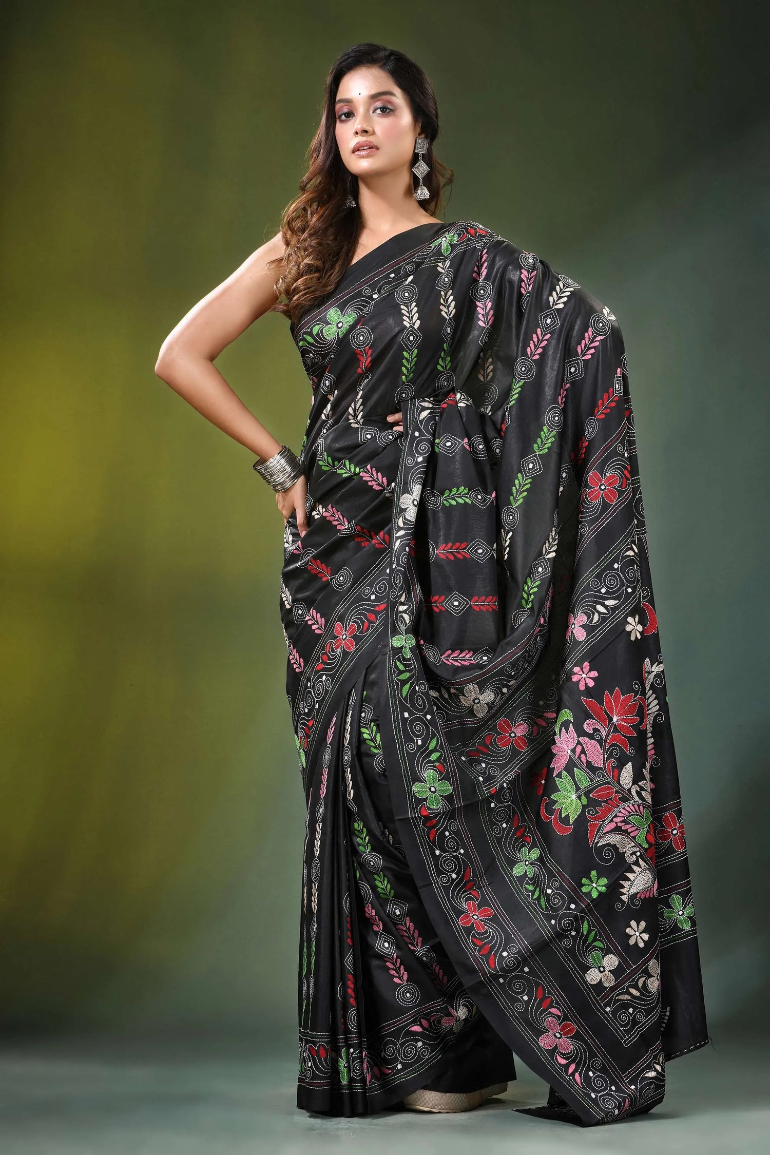 Handmade ebony black floral design kantha work silk saree adorned vibrant 4