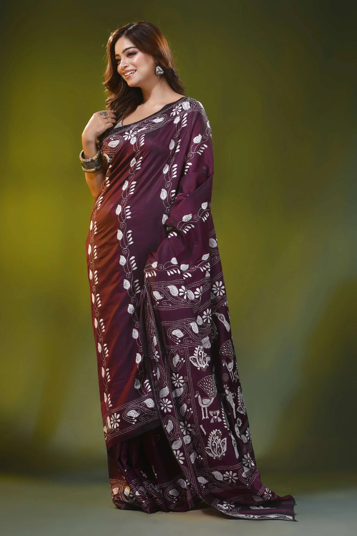 Handmade ethnic motif crater brown silk kantha embroidery saree 5