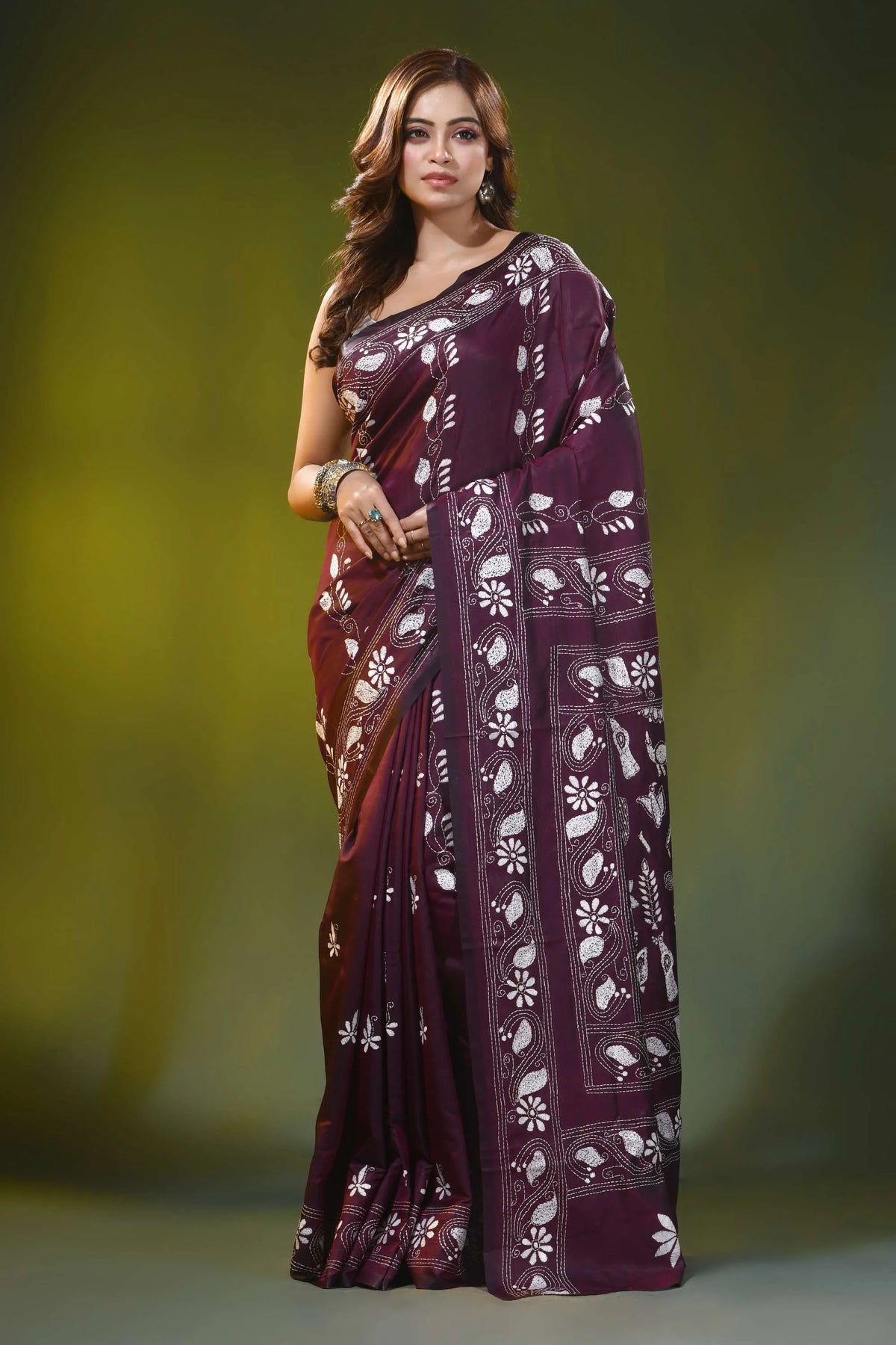 Handmade ethnic motif crater brown silk kantha embroidery saree 6