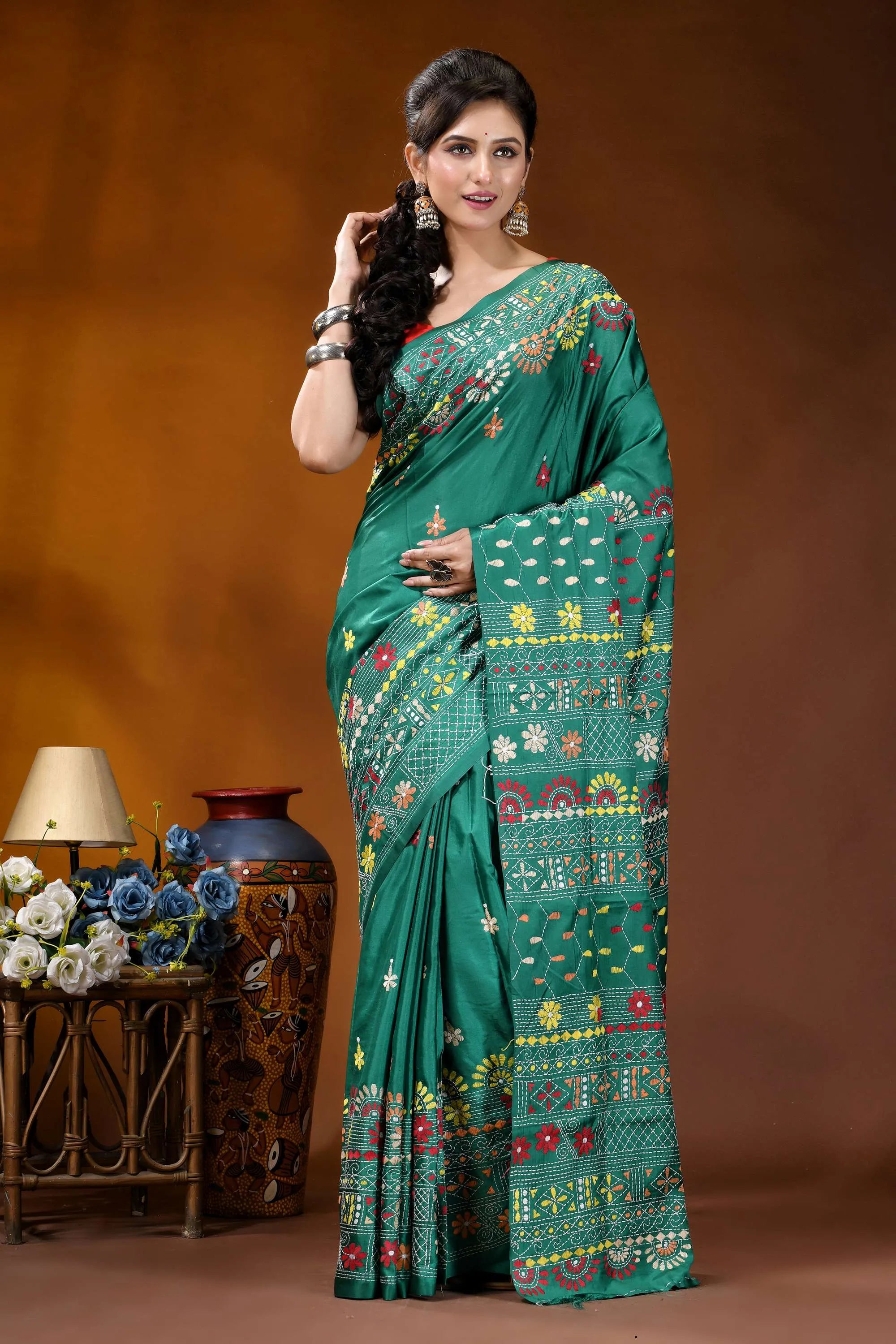 Handmade green floral motif silk lambani embroidery saree emerald green silk saree adorned 6