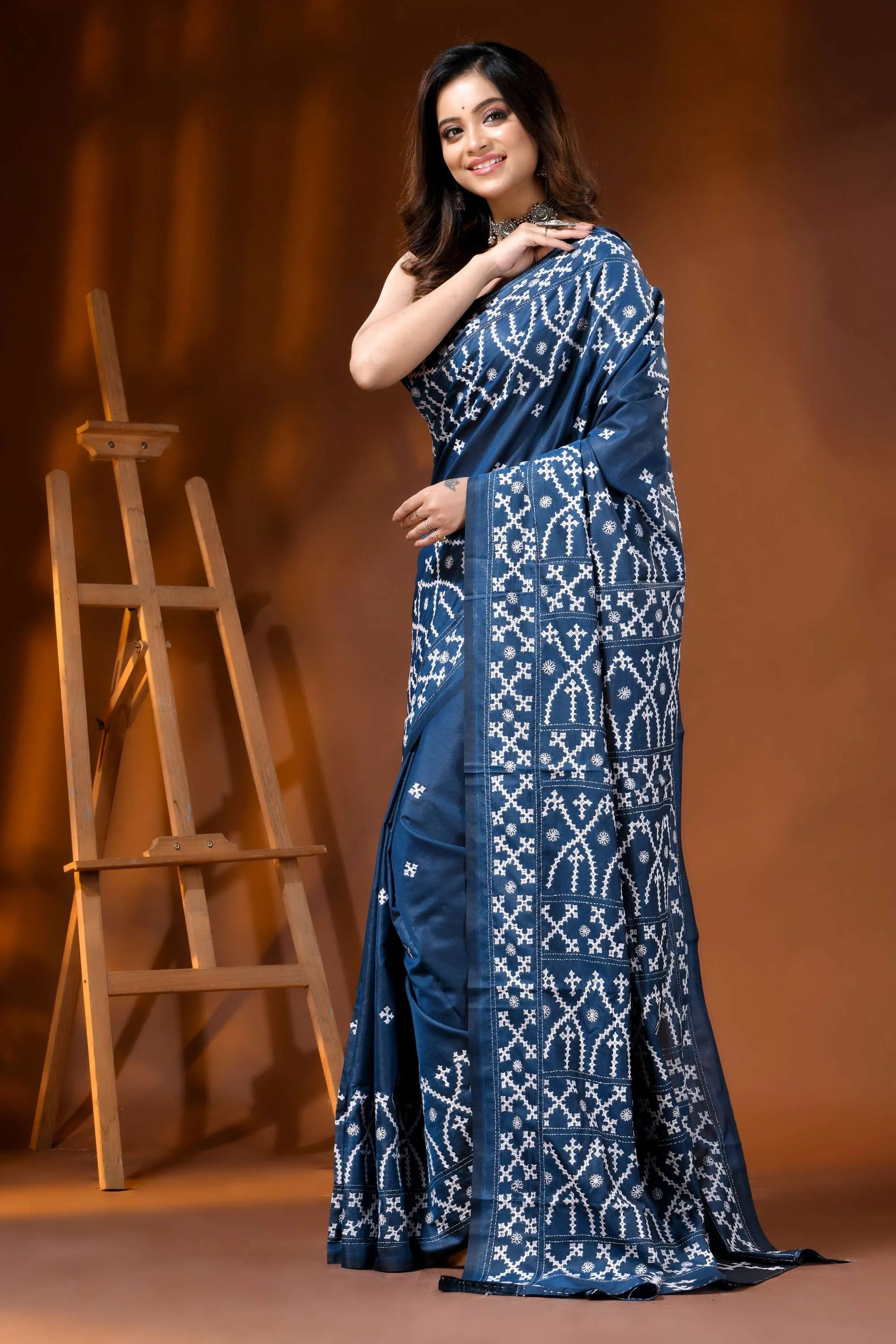 Handmade slate blue silk gujarati stitch saree with ethnic design 3