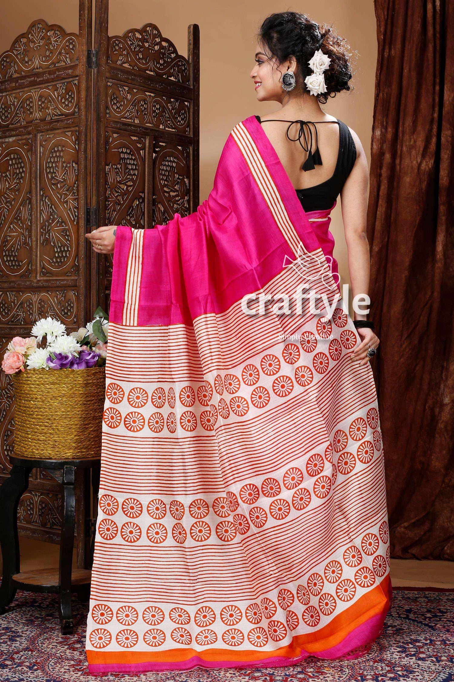 Hot Pink &amp; Cream White Hand Block Mulberry Pure Silk Saree - Craftyle