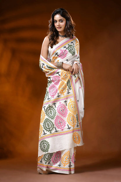 Ivory silk gujrati stitch saree with hand embroidered multicolor paisley motif 4