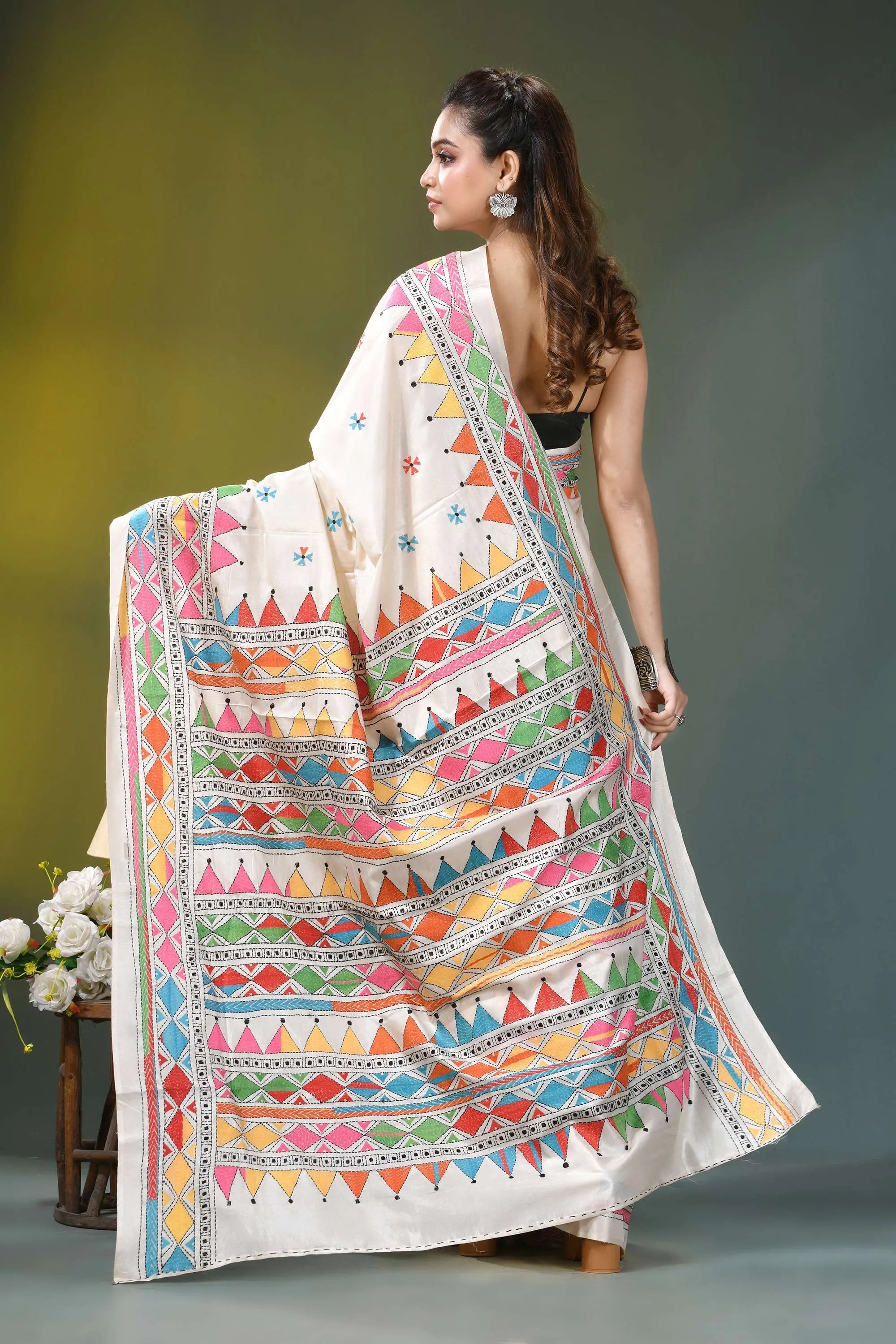 Ivory white geometric hand embroidered silk kantha saree vibrant cream-colored handwoven saree adorned 5