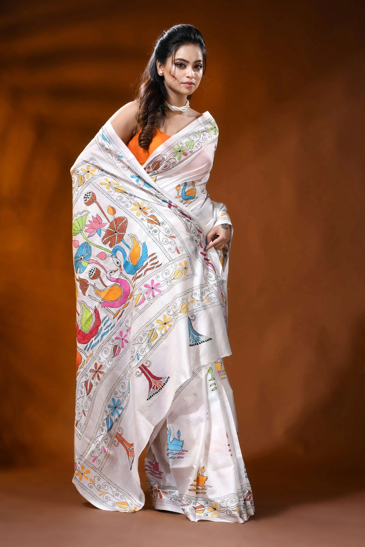 Ivory white silk kantha stitch saree with swan lotus nature design 4