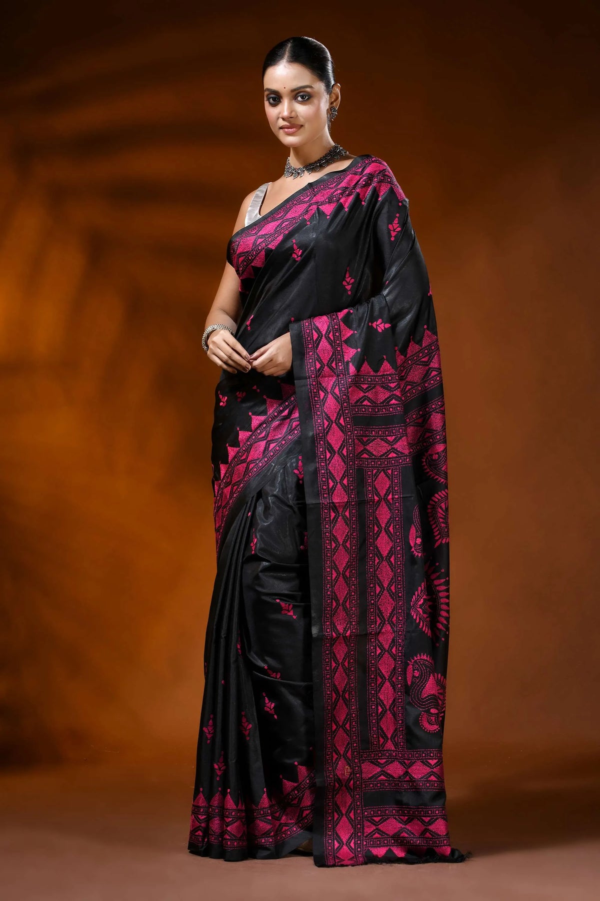 Jade black kantha embroidery silk saree with magenta paisley motif 6
