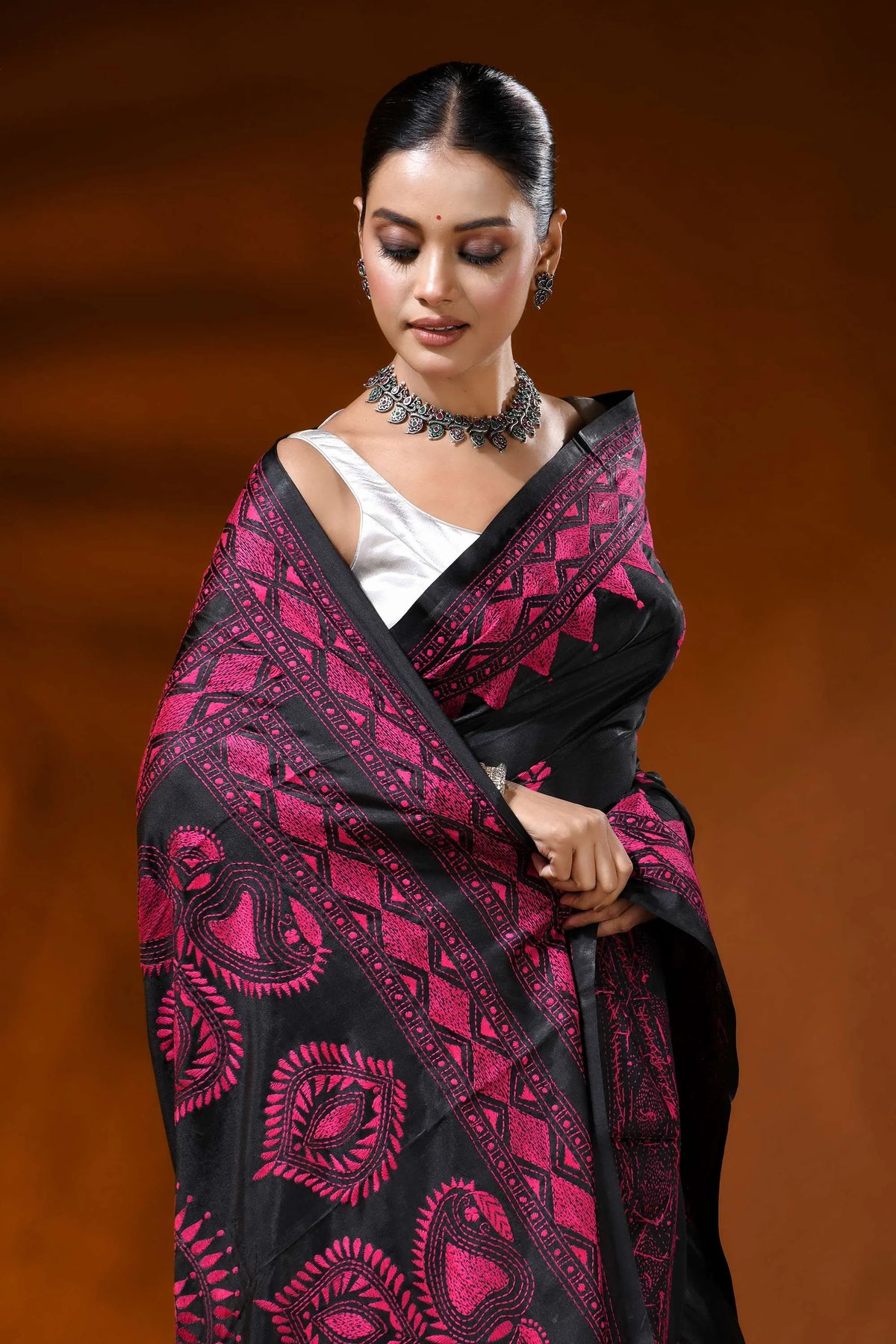 Jade black kantha embroidery silk saree with magenta paisley motif 2