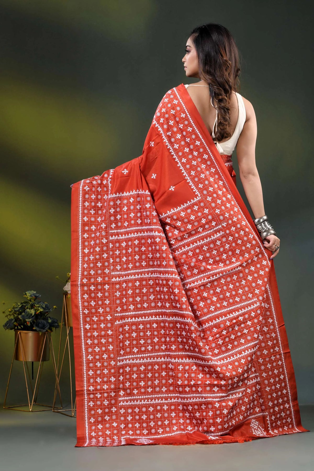 Jasper red silk saree with geometric handcrafted kutch work design 4