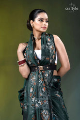 Jungle green elephant pattern silk kantha work saree emerald green silk saree intricate 2