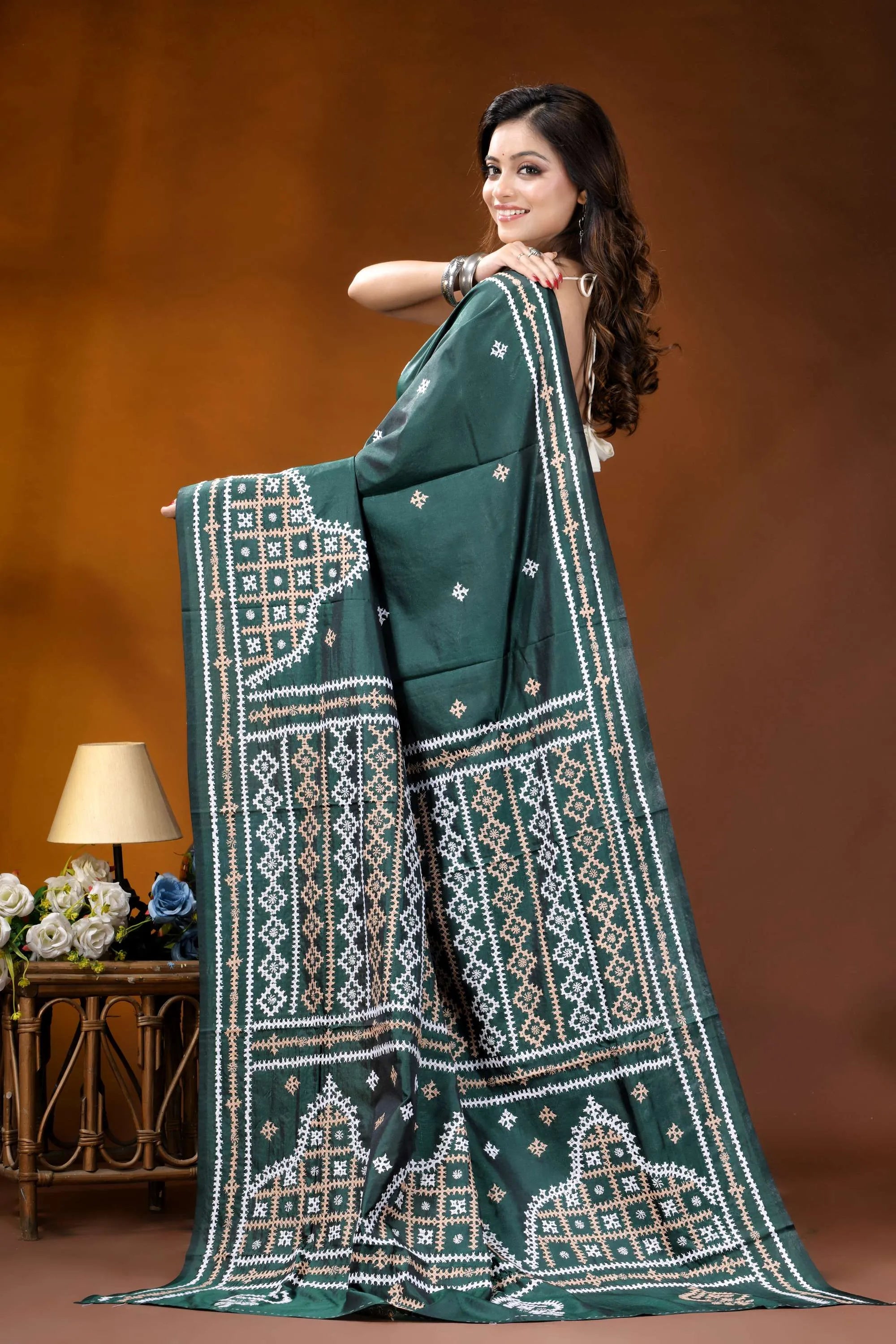 Jungle green ethnic motif handcrafted gujrati stitch silk saree deep green silk saree adorned 5