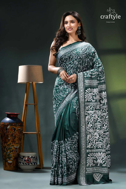 Jungle green flowery pattern authentic silk kantha stitch saree green white saree intricate floral 6