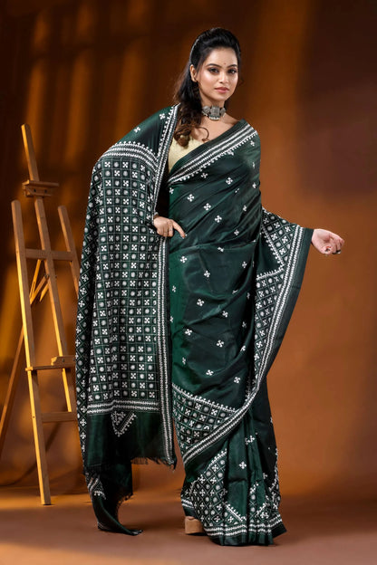 Jungle green handmade silk gujarati stitch saree - geometric design 4