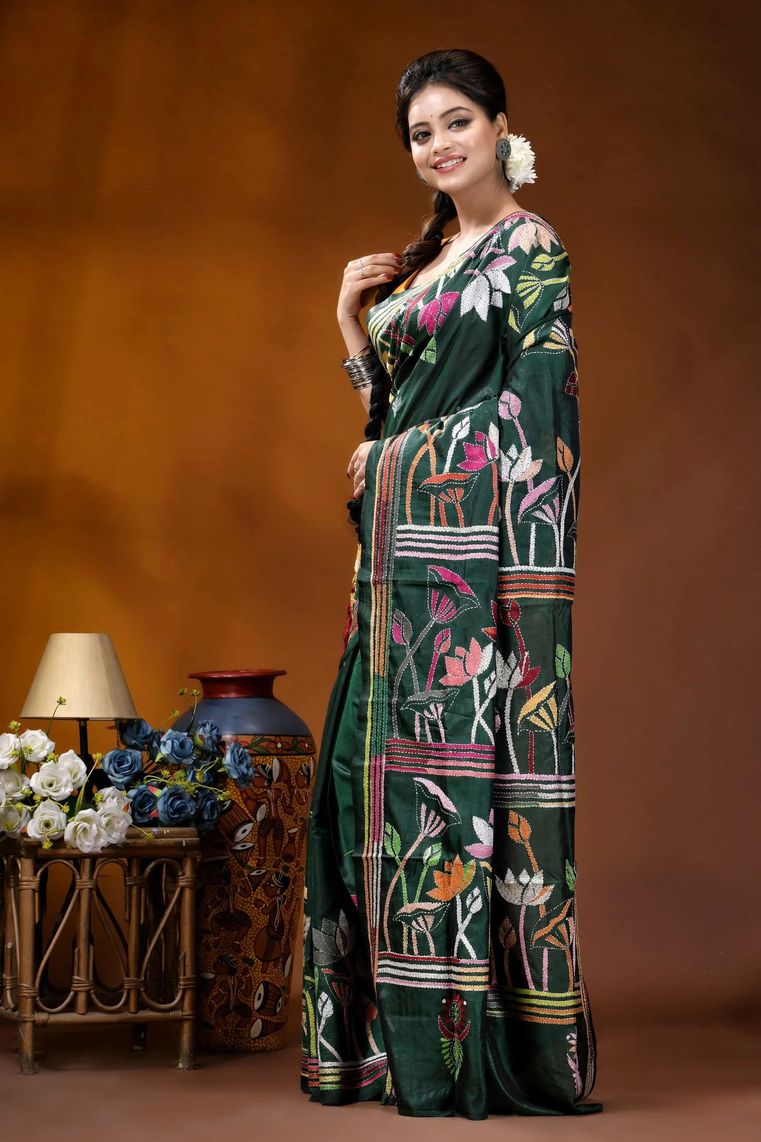 Jungle green lotus design handcrafted kantha embroidery silk saree dark green silk saree adorned 3