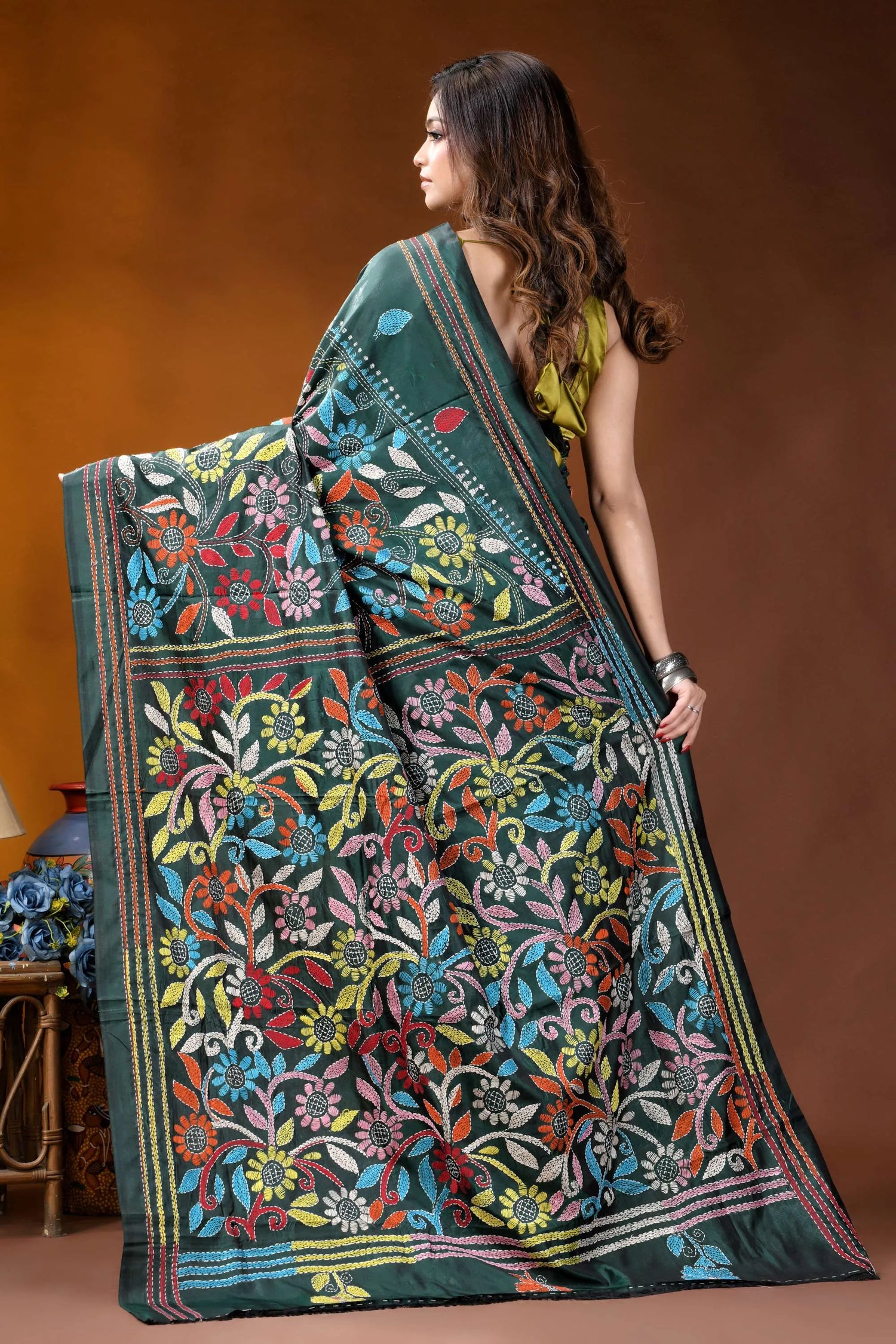 Jungle green multicolor floral hand embroidered kantha silk saree vibrant green banarasi saree adorned 5