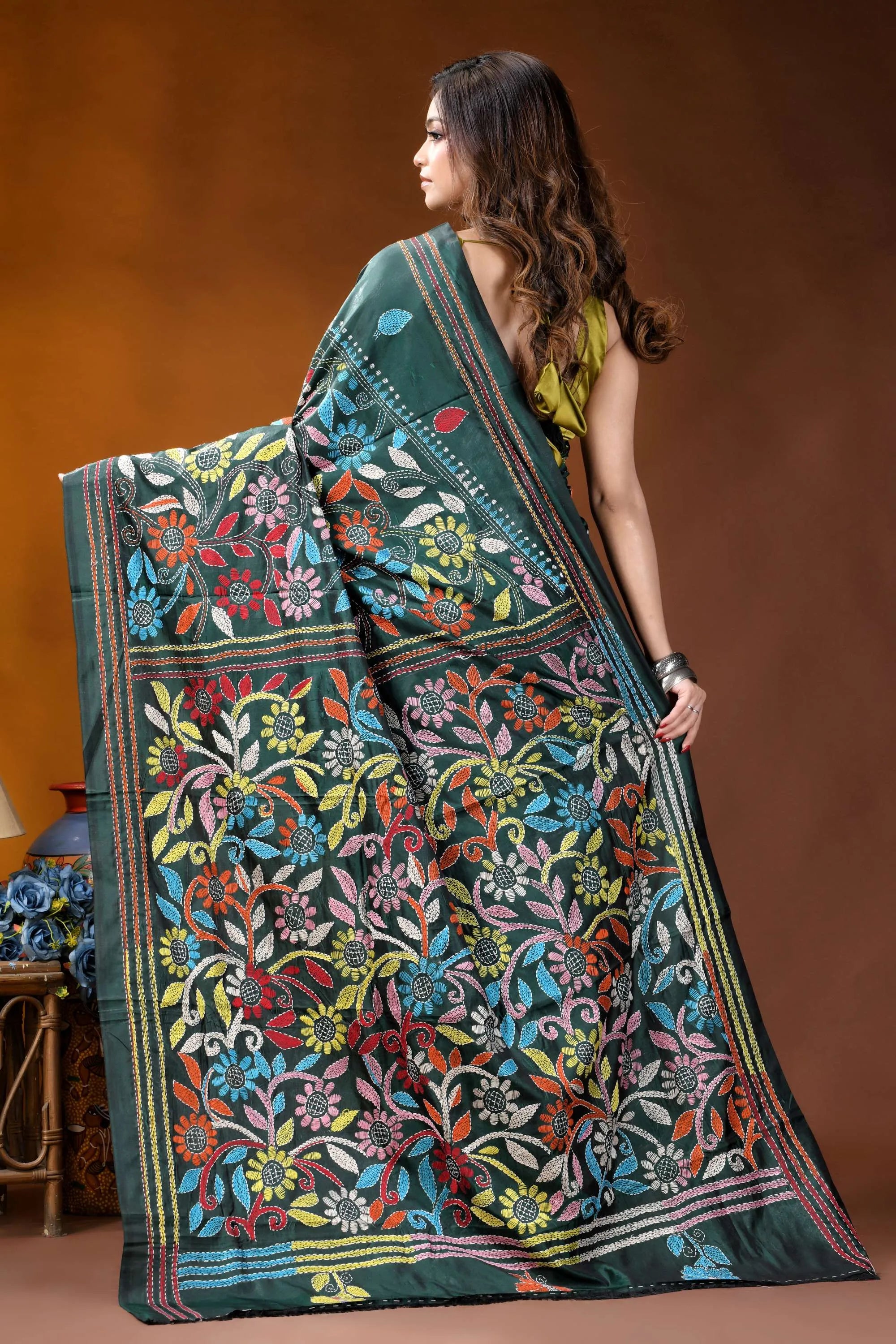 Jungle green multicolor floral hand embroidered kantha silk saree vibrant green banarasi saree adorned 5