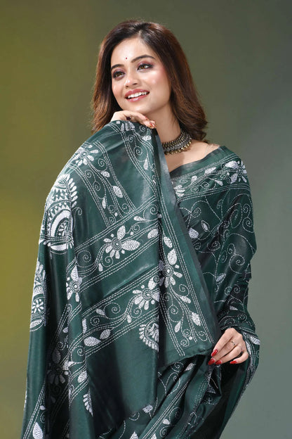 Jungle green paisley design handcrafted kantha silk saree dark green saree intricate white 7
