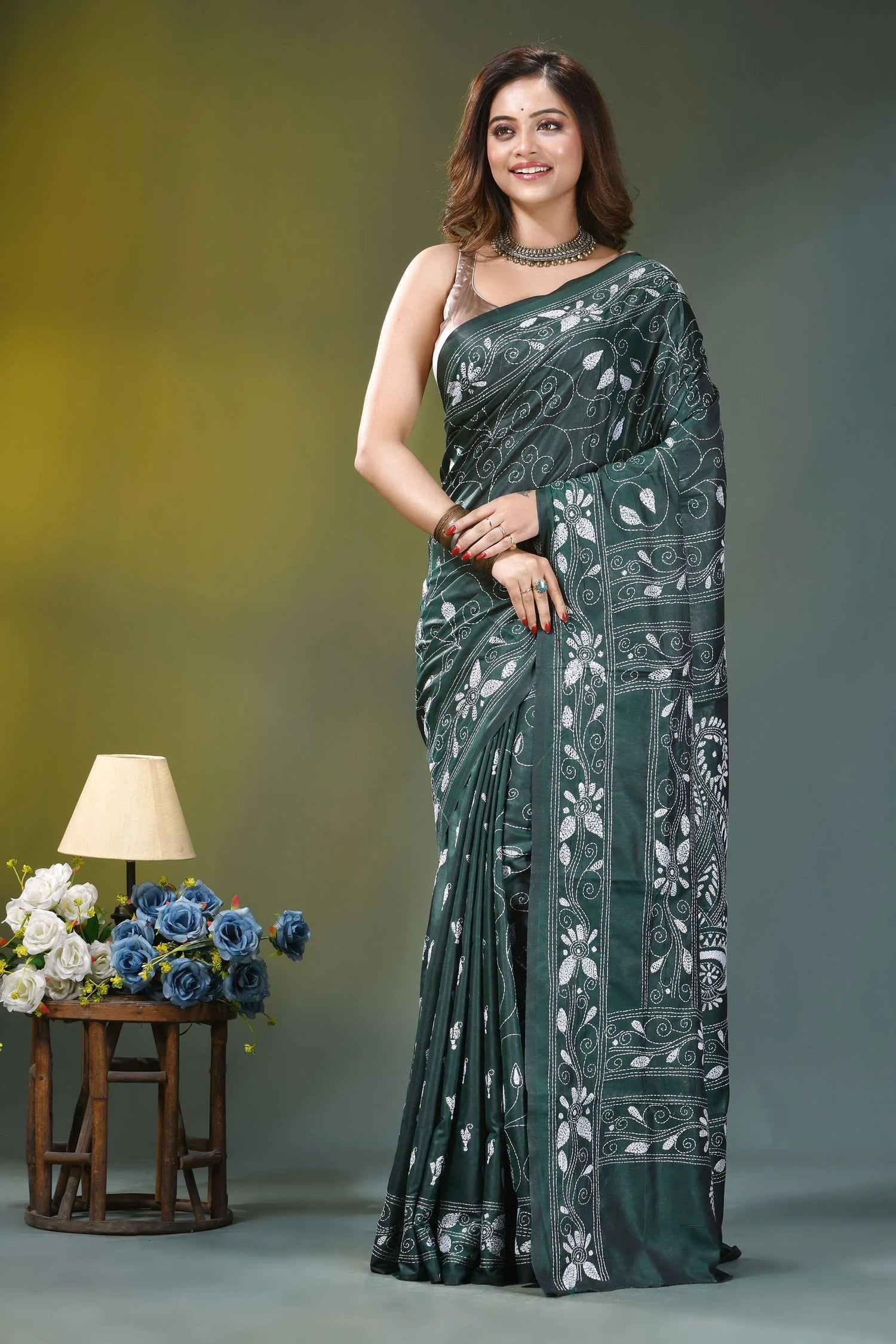 Jungle green paisley design handcrafted kantha silk saree dark green silk saree adorned 2