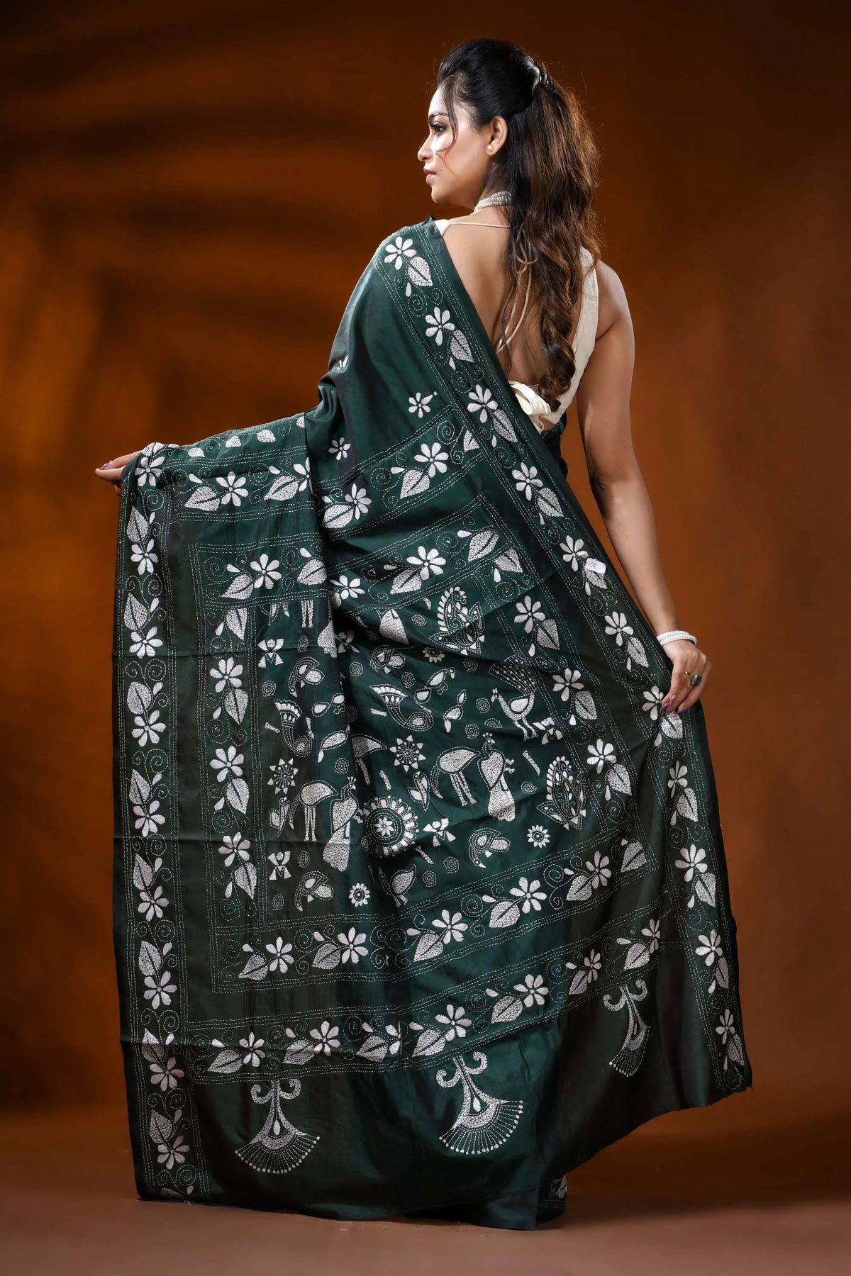 Jungle green silk kantha saree with flora-fauna motif hand embroidery 5