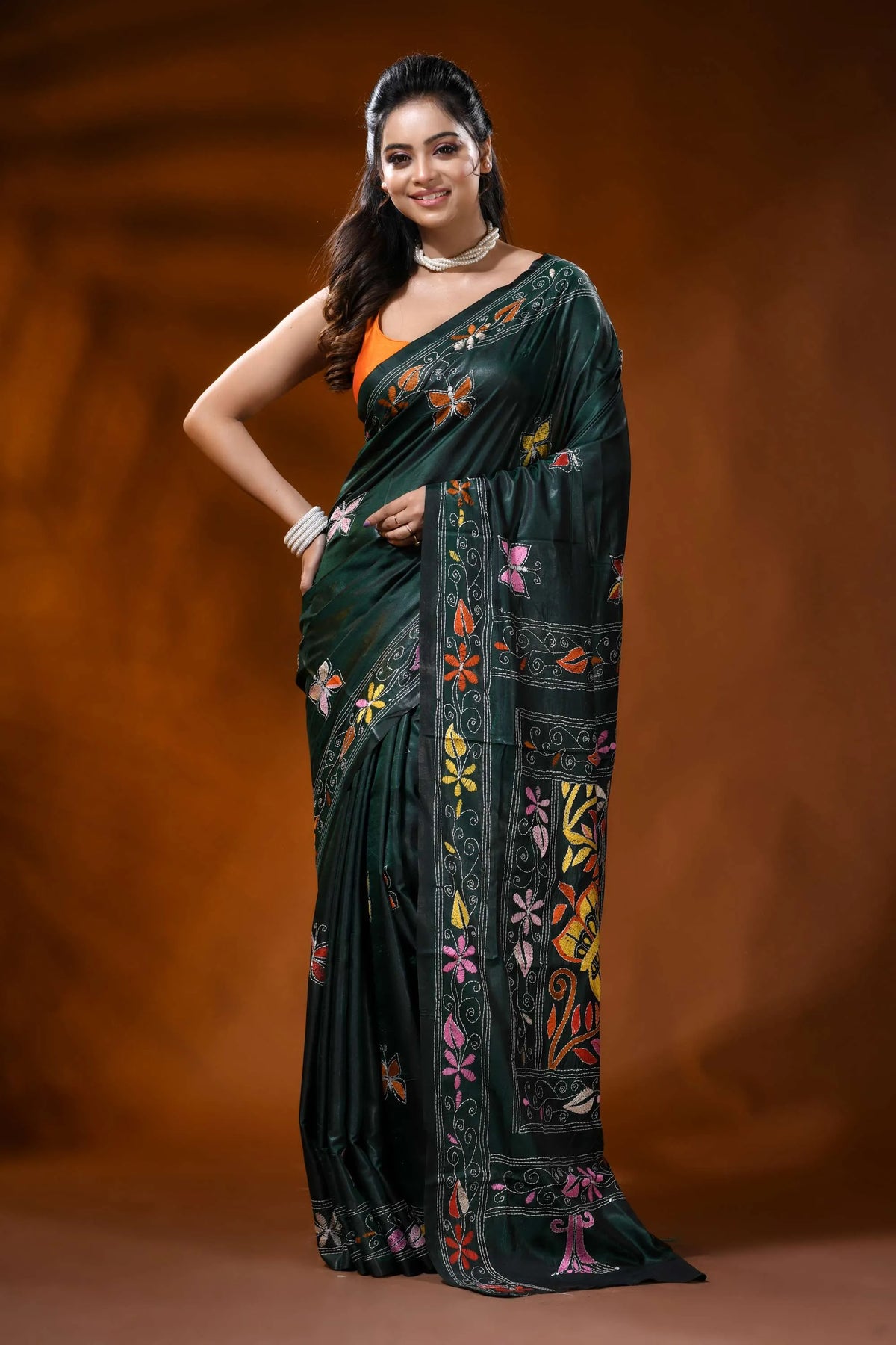 Jungle green silk kantha work saree with butterfly floral design 6