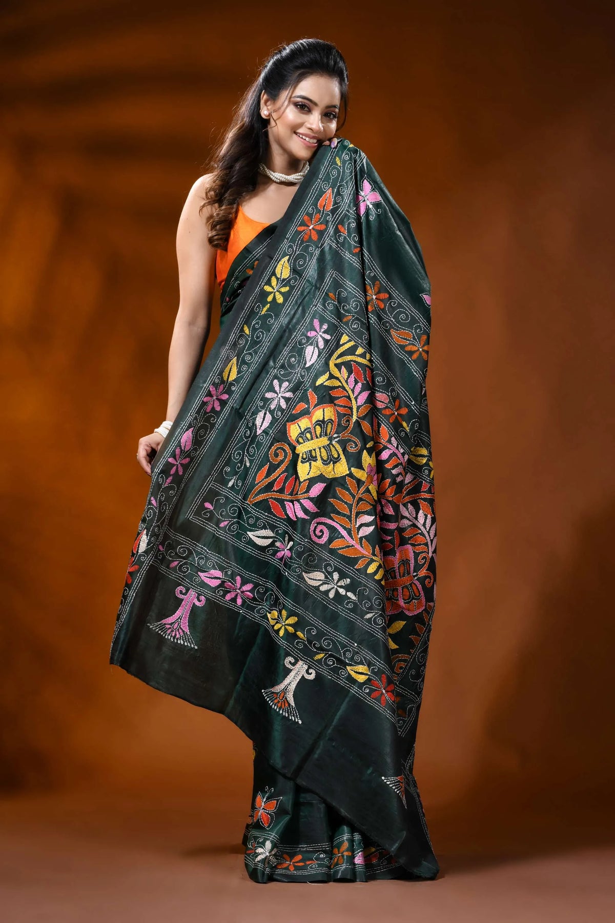 Jungle green silk kantha work saree with butterfly floral design 4