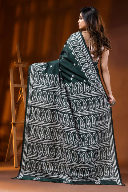 Jungle green silk kutch work saree with hand embroidered paisley 6