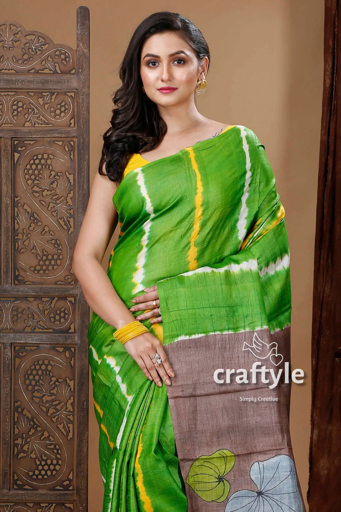 Kelly green shibori work pure tussar kalamkari sari green yellow striped saree 2
