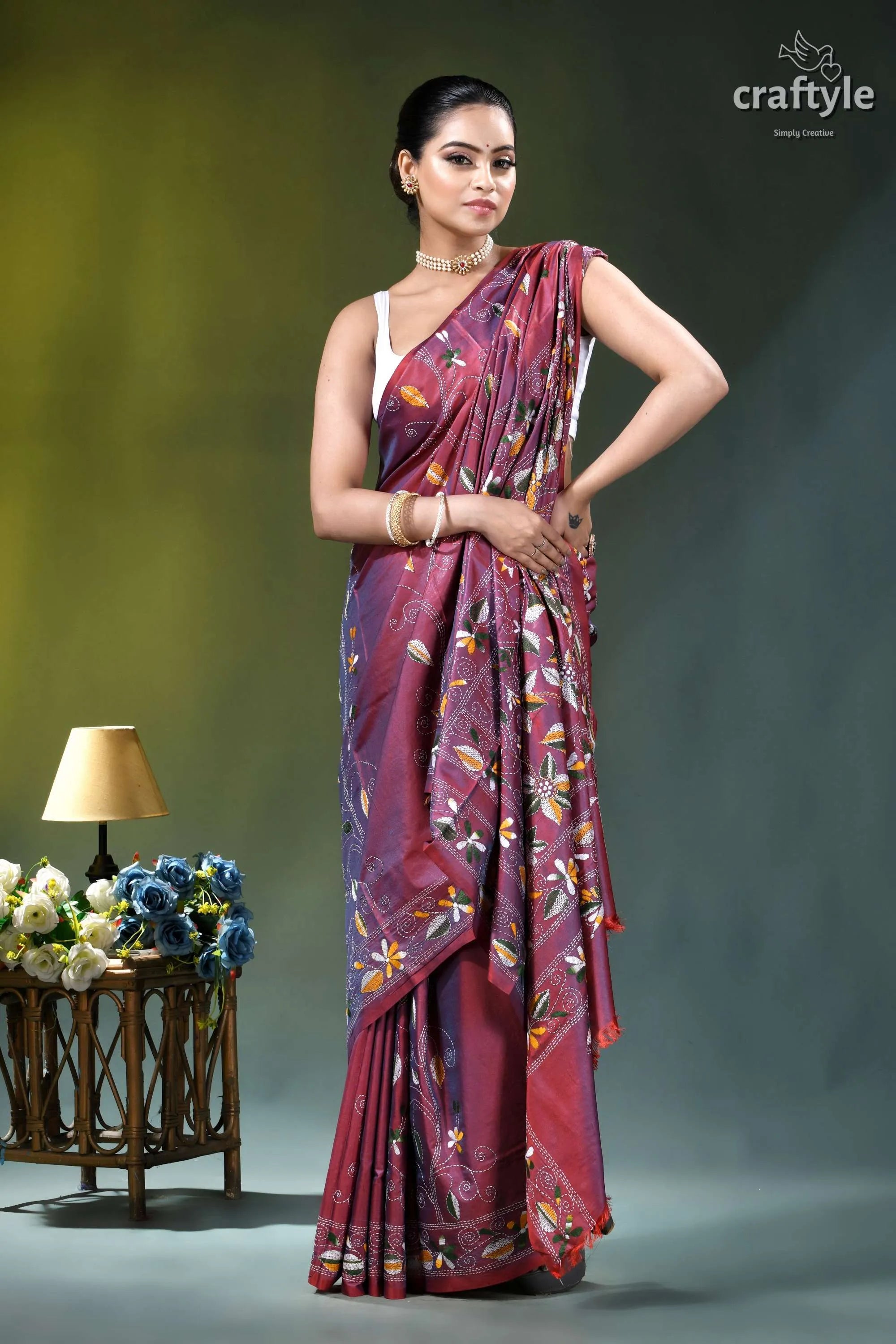 Light plum floral motif bengal heritage ethnic silk kantha saree woman wears maroon purple printed 5