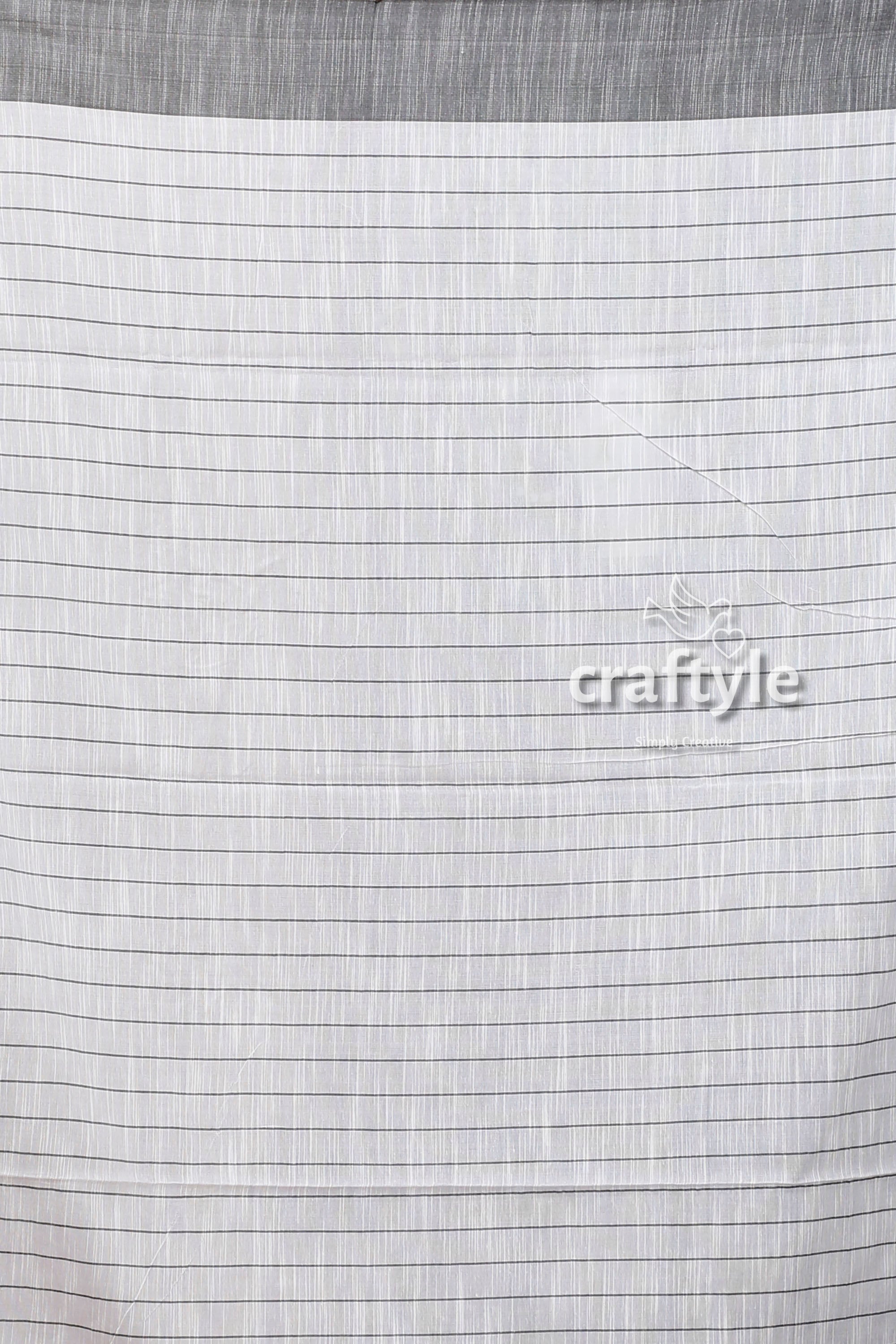 Lily White Check Handloom Cotton Saree - Elegant and Versatile-Craftyle