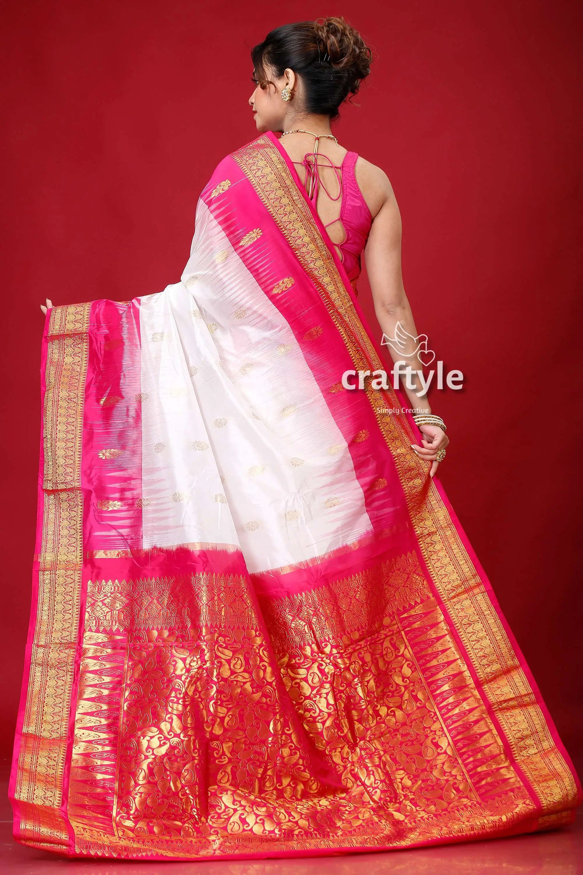 Magenta and white kanjivaram silk saree white pink silk saree 5