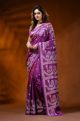 Magenta silk gujarati stitch saree with handcrafted paisley design 6