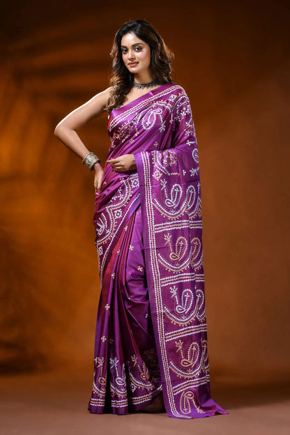 Magenta silk gujarati stitch saree with handcrafted paisley design 1