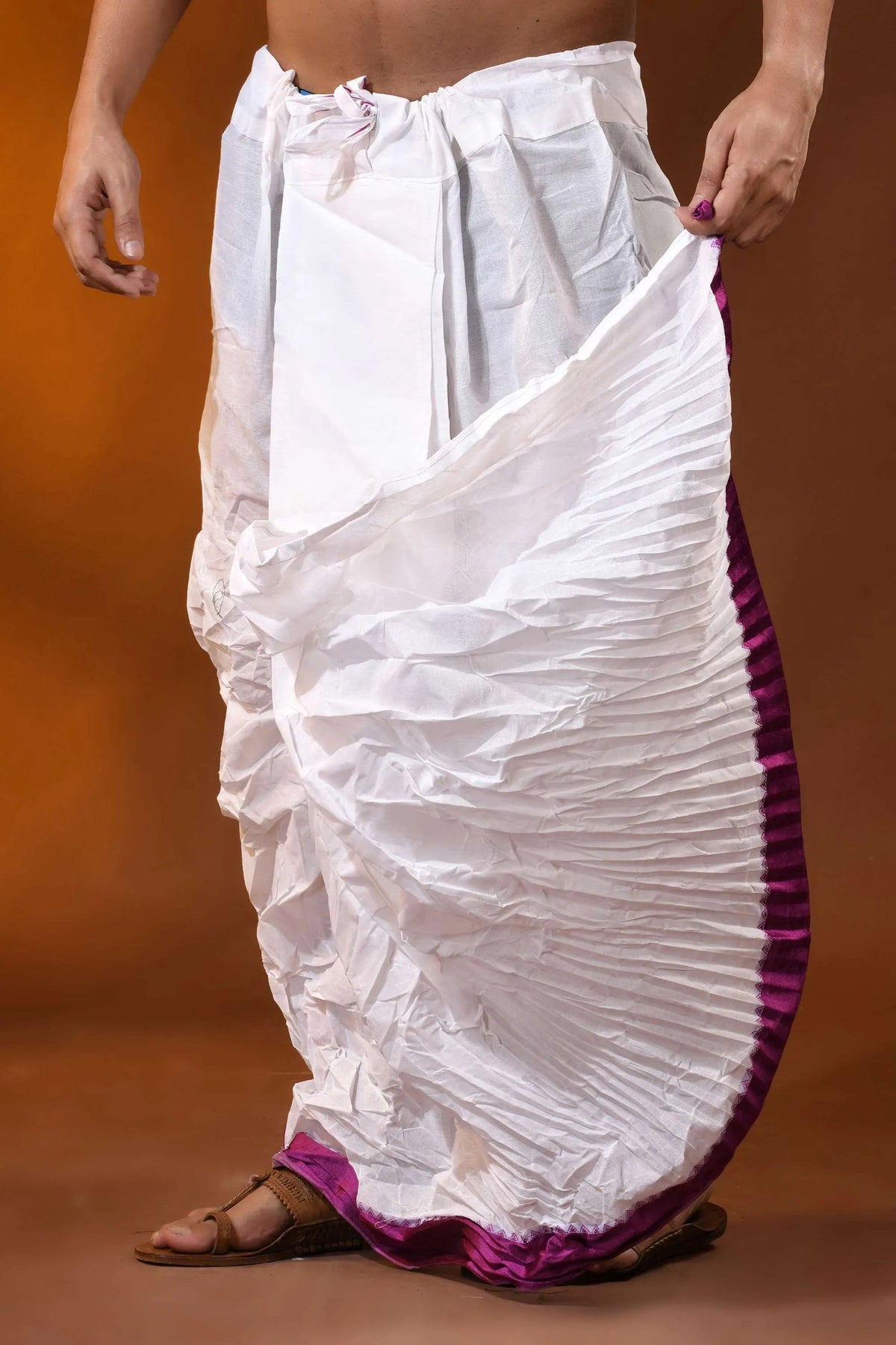 Magenta temple border mayur puchha pure cotton dhoti - ready to wear 2