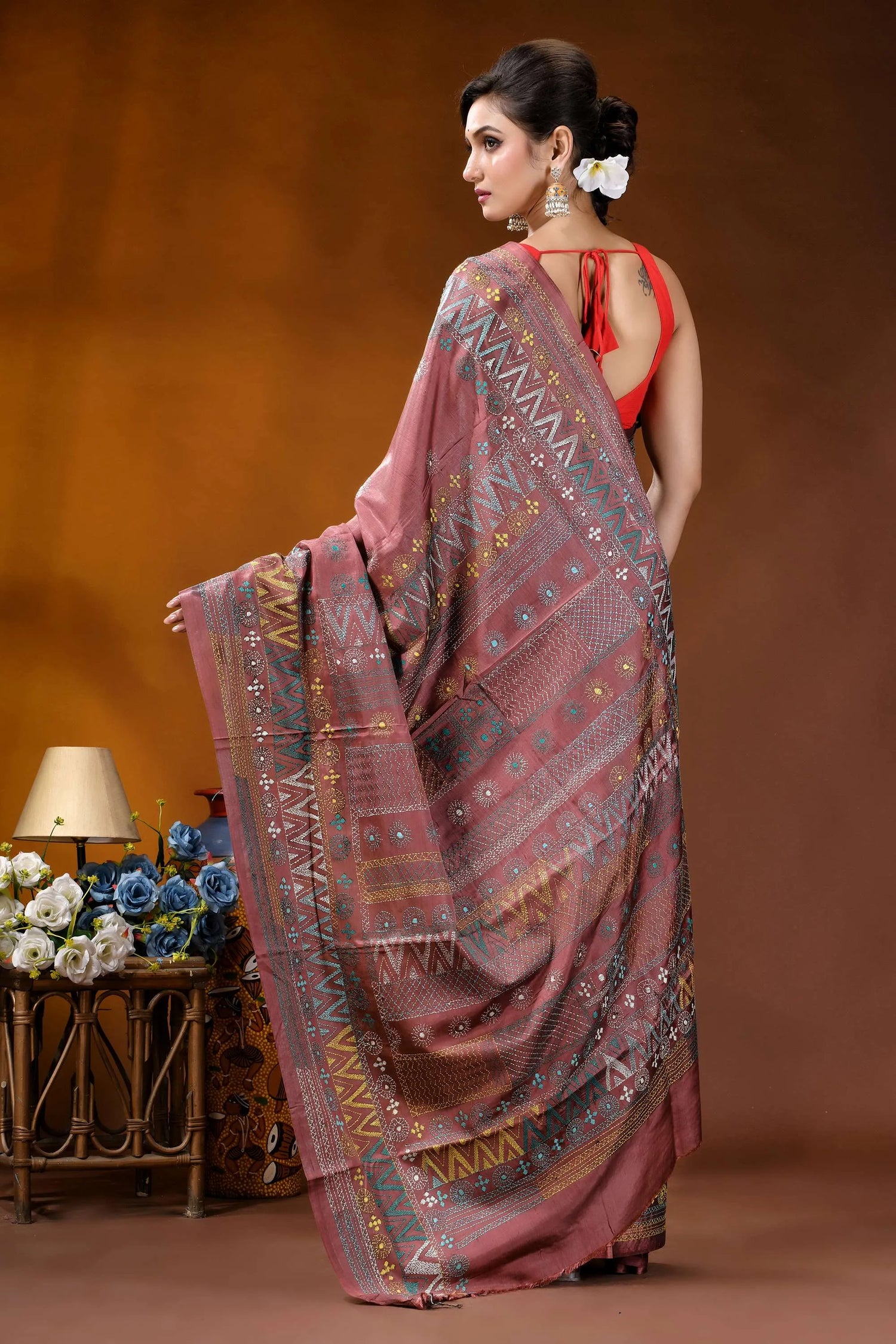 Mauve geometric design silk lambani embroidery saree - handmade dusty rose-colored saree intricate geometric 5