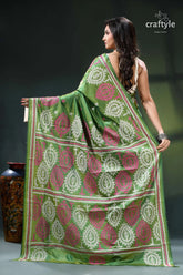 May green multi-thread designer gujrati stitch silk saree green pink paisley patterned saree 5