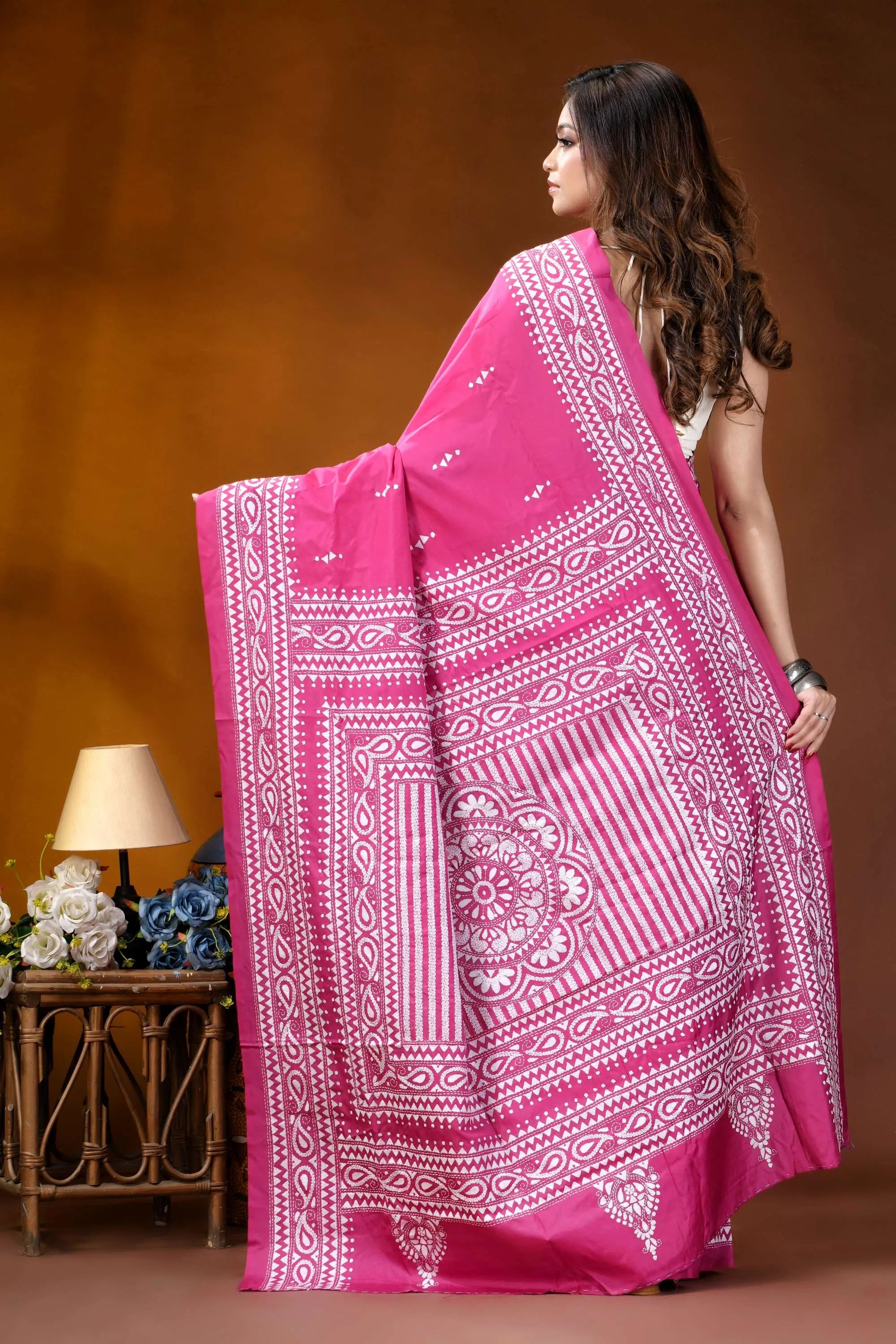 Medium pink paisley design handcrafted kantha embroidery silk saree vibrant fuchsia pink saree intricate 5