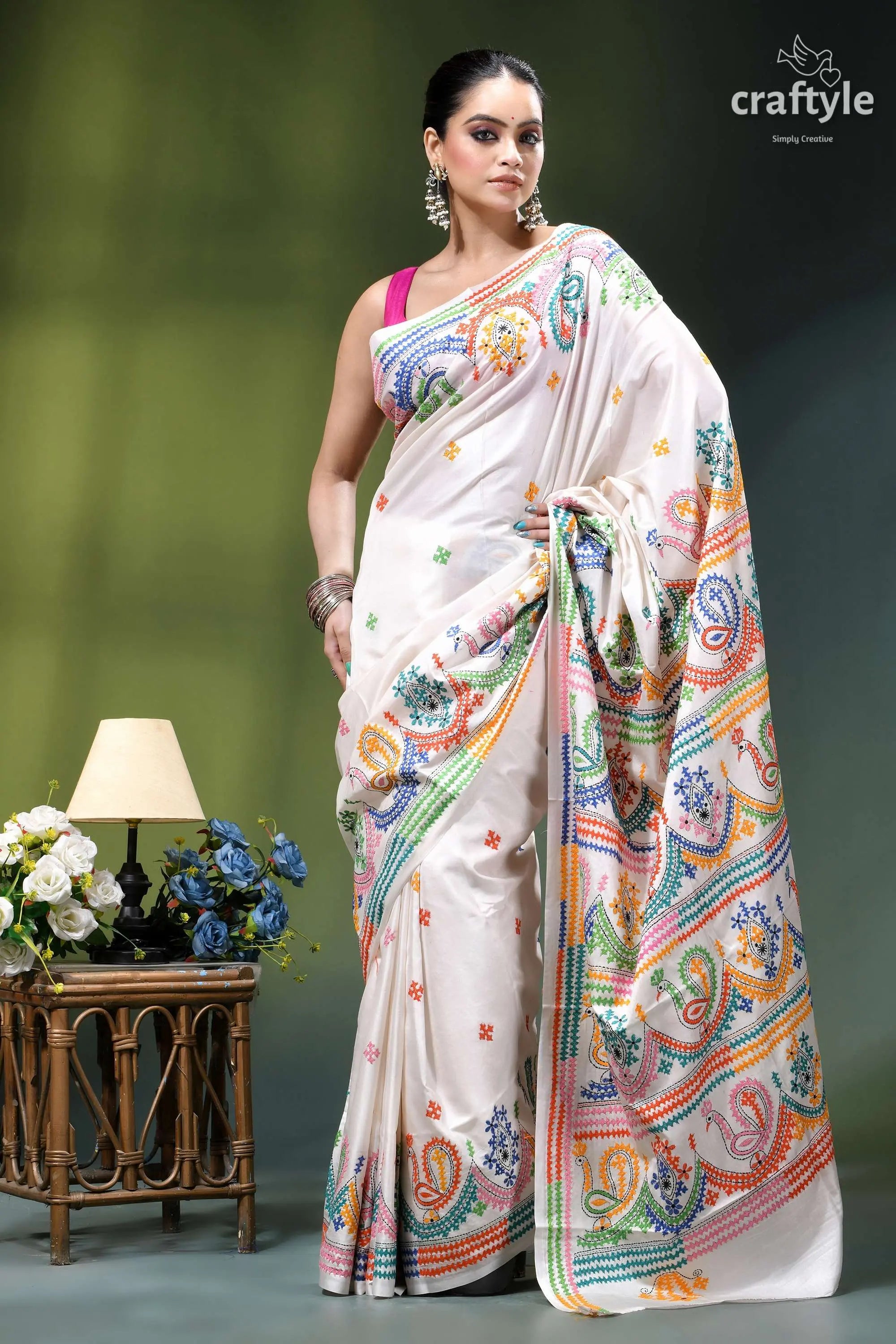 Milky white multithread kutch embroidery handmade silk saree white silk saree adorned vibrant 4