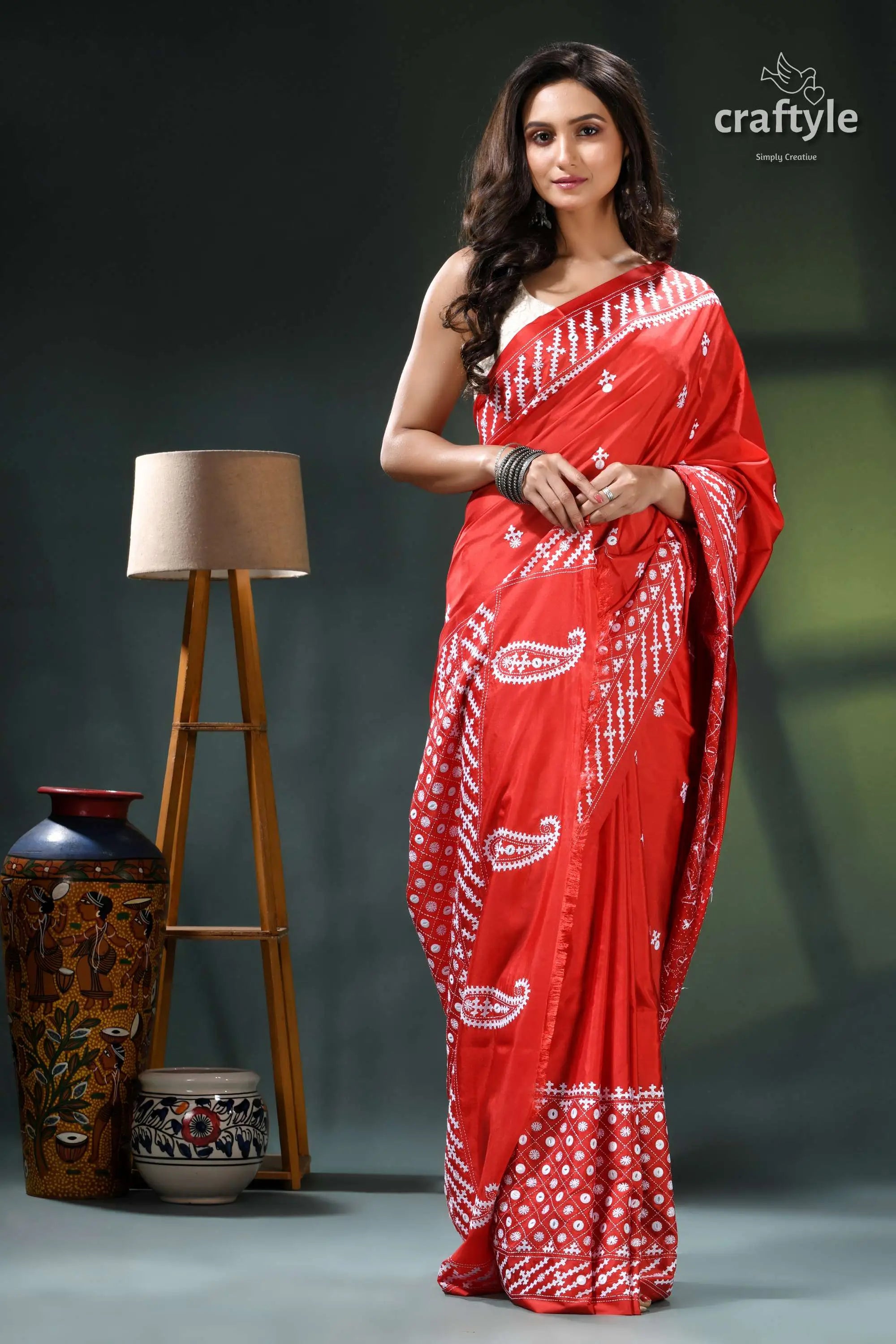 Mirror work lava red silk saree with intricate kutch embroidery red bandhani saree white patterns 4