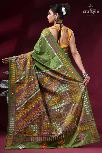 Muddy green dual-tone kutch work silk saree with mirror detailing green silk saree intricate multicolored 4