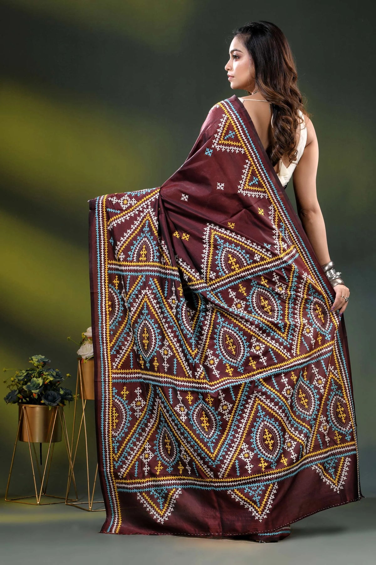 Multicolor ethnic design wine silk kutch work saree - handcrafted 5