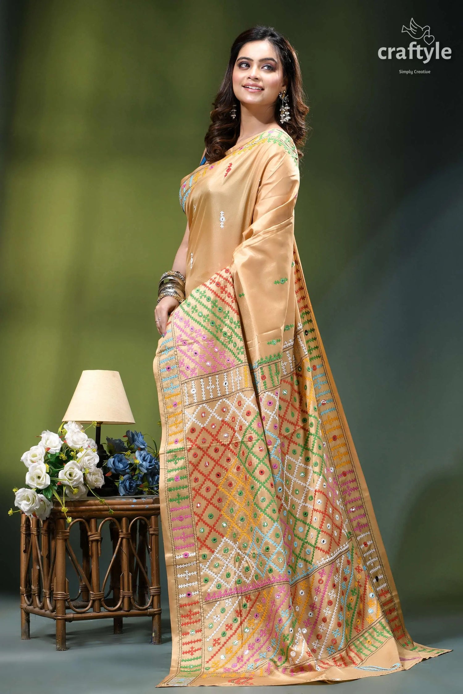 Multicolor gujrati stitch silk kantha saree in grain brown - mirror work woman wears beige silk saree 3